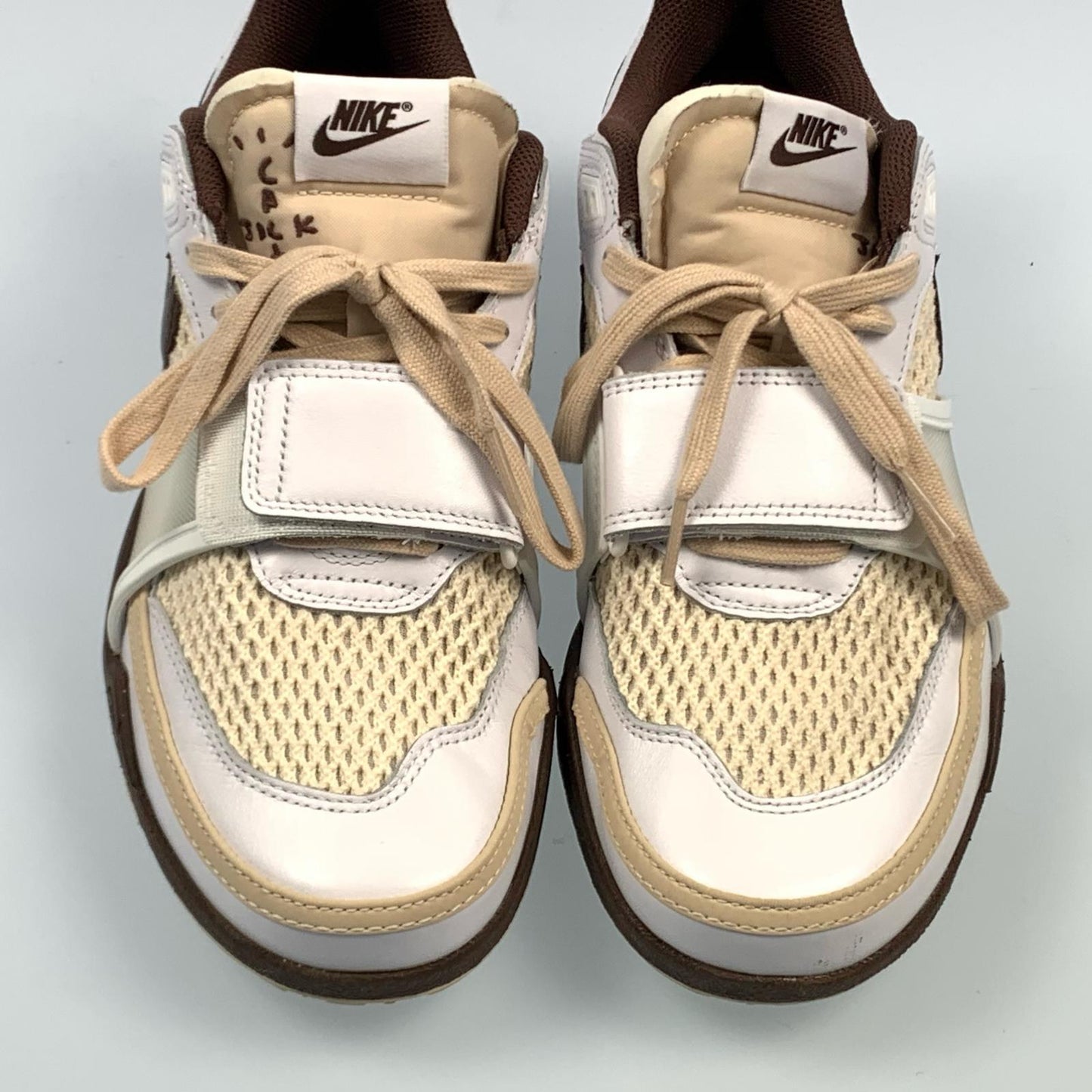 【中古】NIKE | ナイキ ZOOM FIELD JAXX LIGHT CHOCOLATE スニーカー HQ3073-100 ホワイト 27cm
