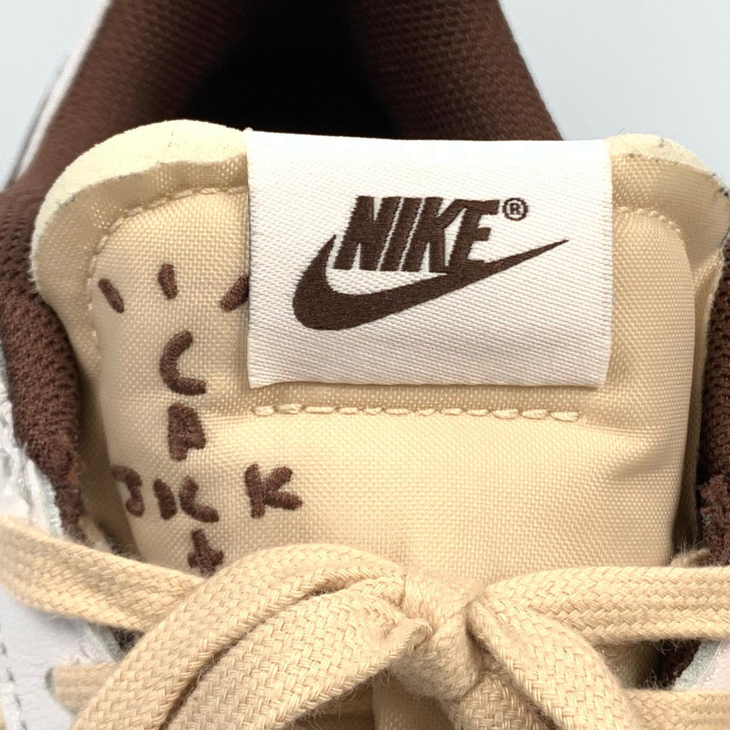 【中古】NIKE | ナイキ ZOOM FIELD JAXX LIGHT CHOCOLATE スニーカー HQ3073-100 ホワイト 27cm