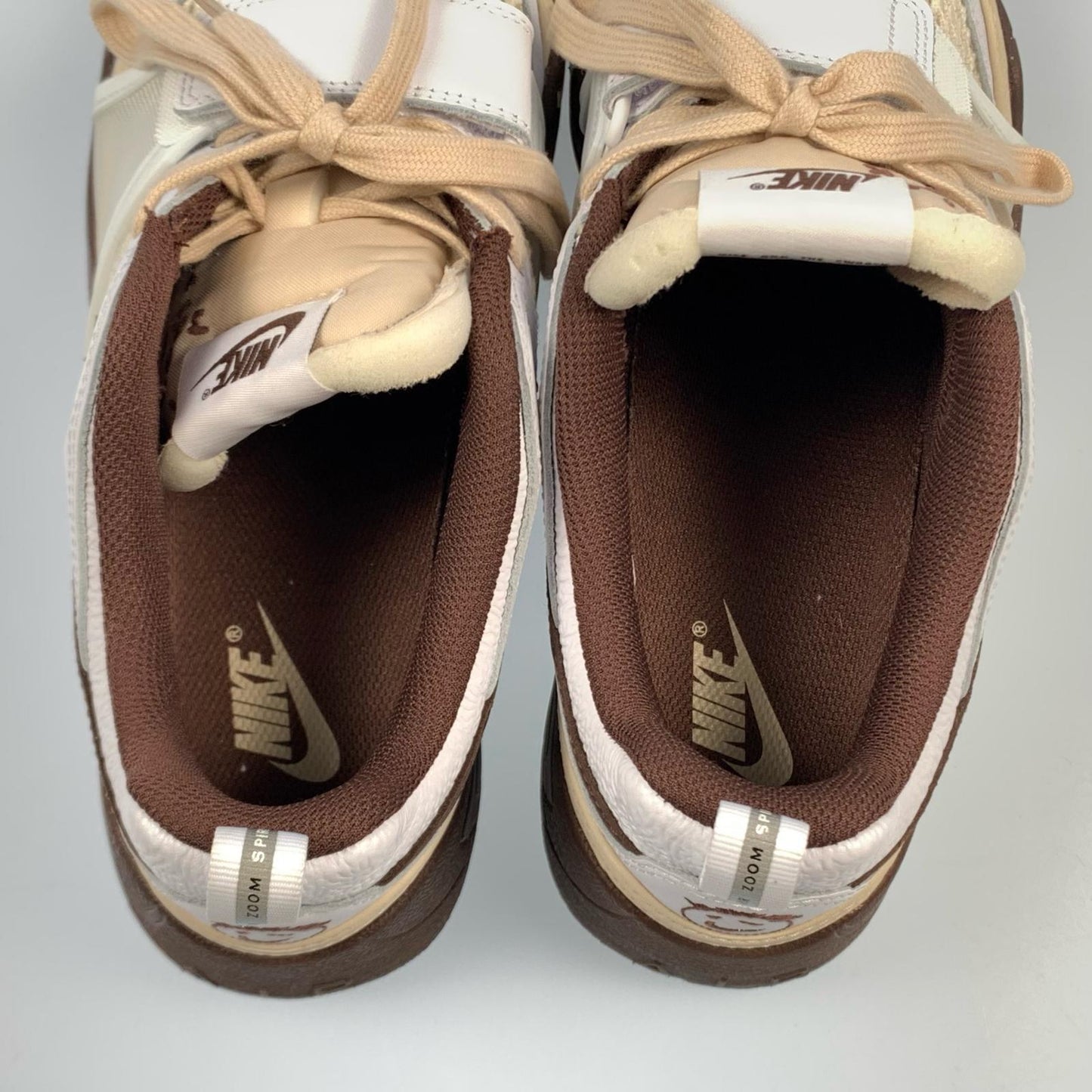【中古】NIKE | ナイキ ZOOM FIELD JAXX LIGHT CHOCOLATE スニーカー HQ3073-100 ホワイト 27cm