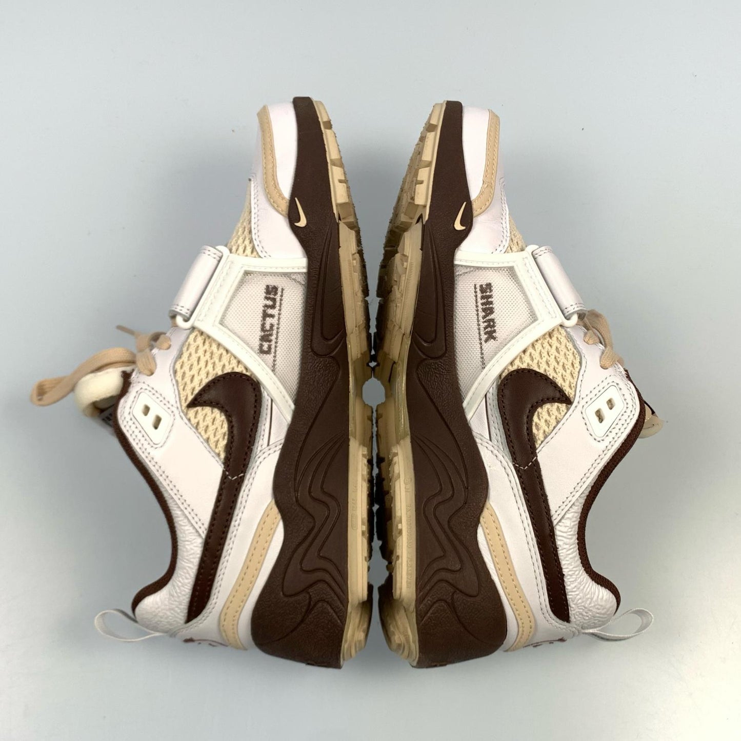 【中古】NIKE | ナイキ ZOOM FIELD JAXX LIGHT CHOCOLATE スニーカー HQ3073-100 ホワイト 27cm