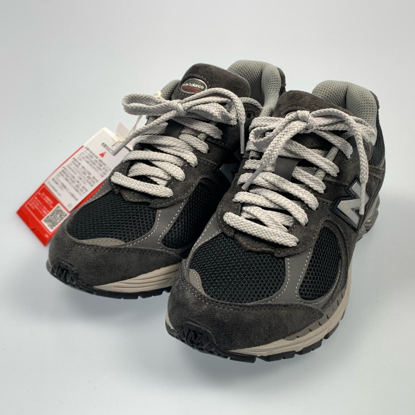 【中古】NEW BALANCE | ニューバランス 2002R スニーカー U2002RA ブラック 23cm