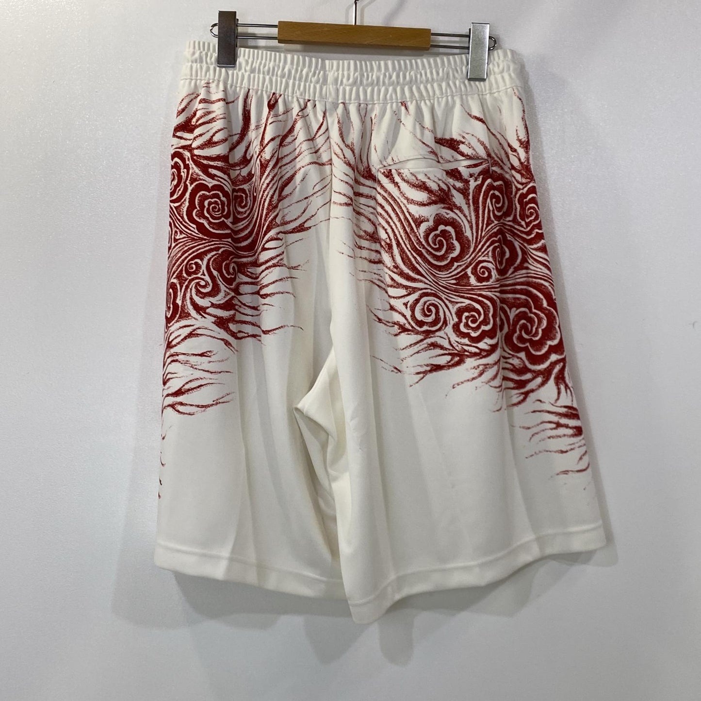 【中古】Y-3 | ワイスリー JFA グラフィックショーツ ショートパンツ JC7569 2025S/S ホワイト サイズ:M