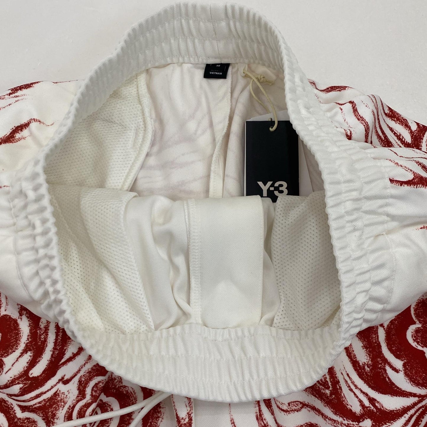 【中古】Y-3 | ワイスリー JFA グラフィックショーツ ショートパンツ JC7569 2025S/S ホワイト サイズ:M