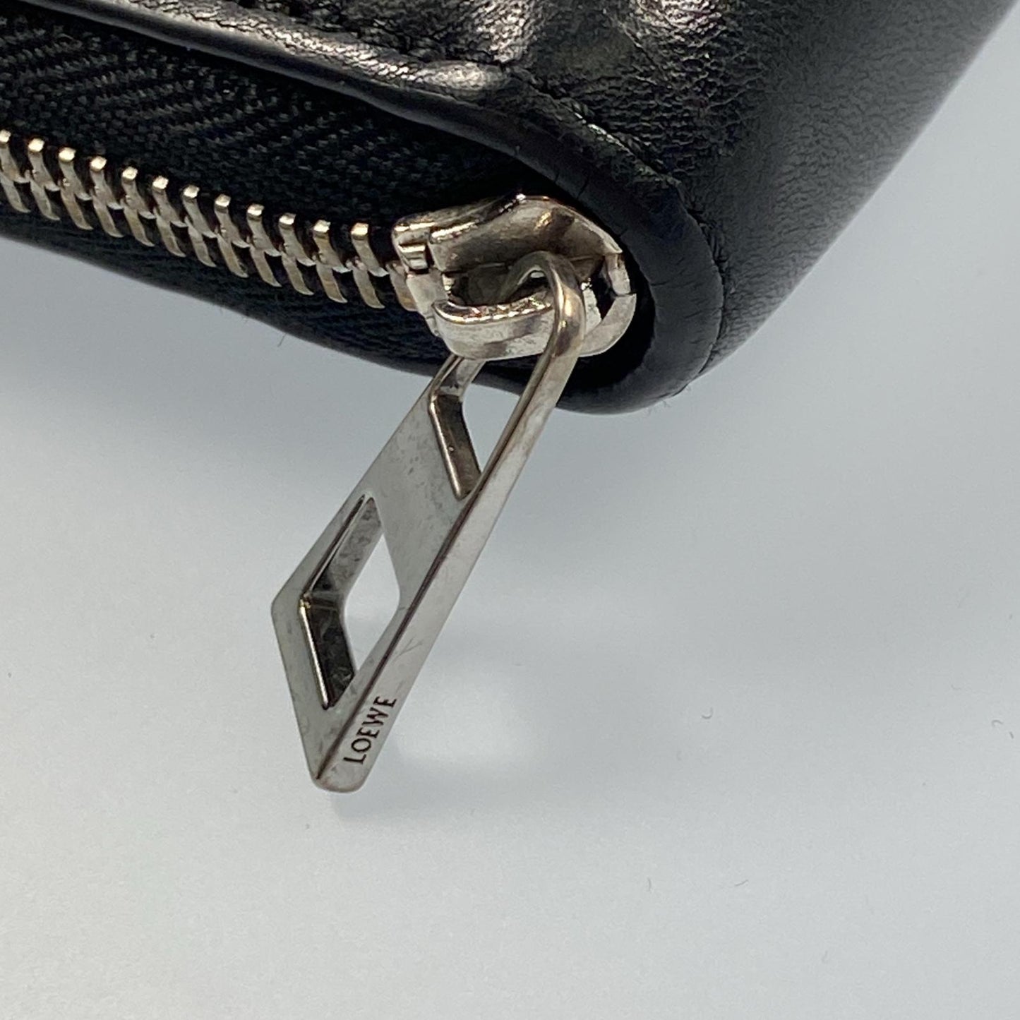 【中古】LOEWE | ロエベ ZIP AROUND WALLET 長財布 C565T12X03
