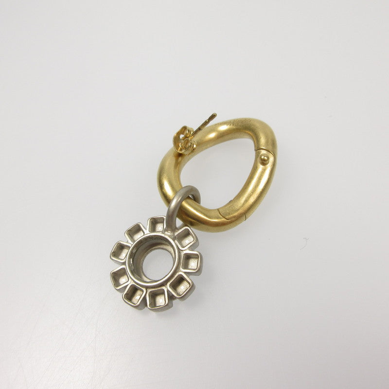 【中古】Maison Margiela | メゾンマルジェラ フラワーモチーフ ピアス SM1VG0030 2022A/W 片耳用 ゴールド