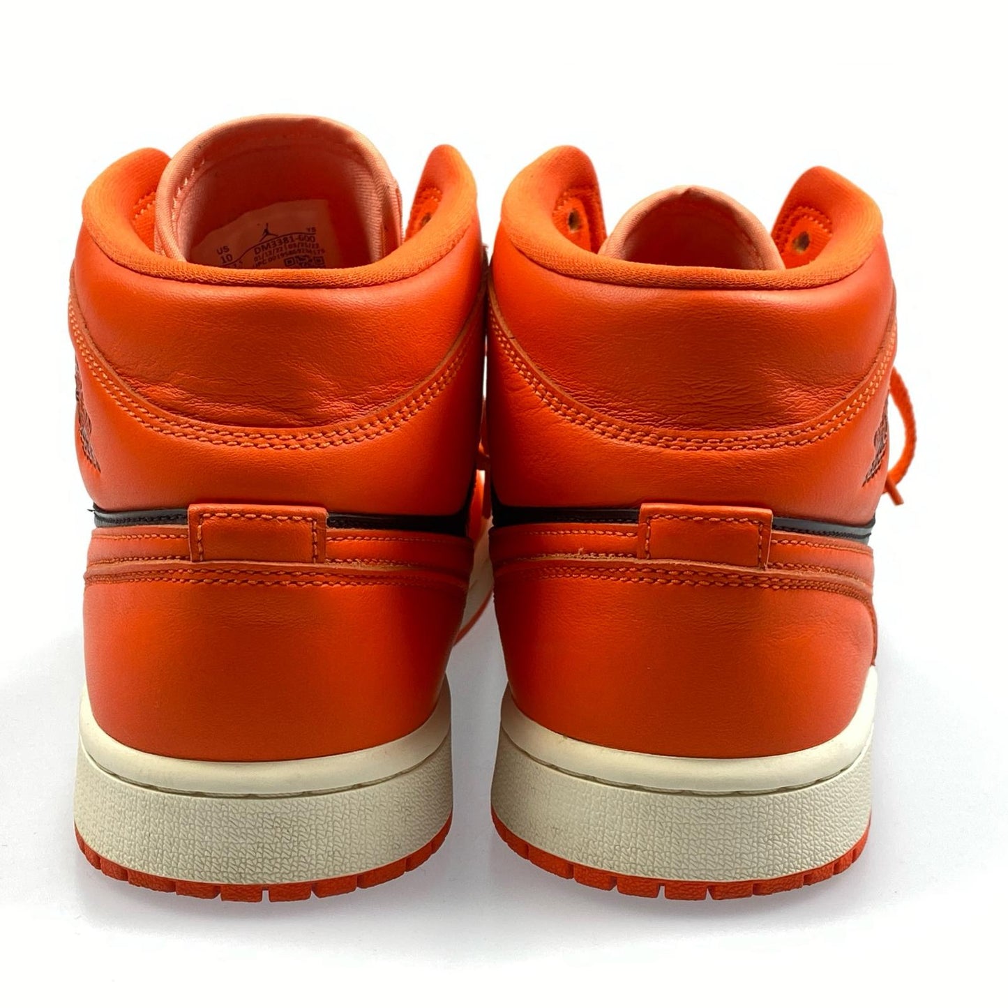 【中古】NIKE | ナイキ Women's Air Jordan 1 Mid スニーカー DM3381-600 2022S/S 27.0cm オレンジ 27cm