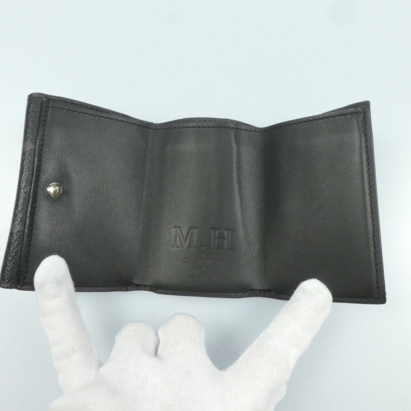【中古】LOUIS VUITTON | ルイ・ヴィトン ディスカバリーコンパクトウォレット 長財布 M67630 ※イニシャルM.H入り