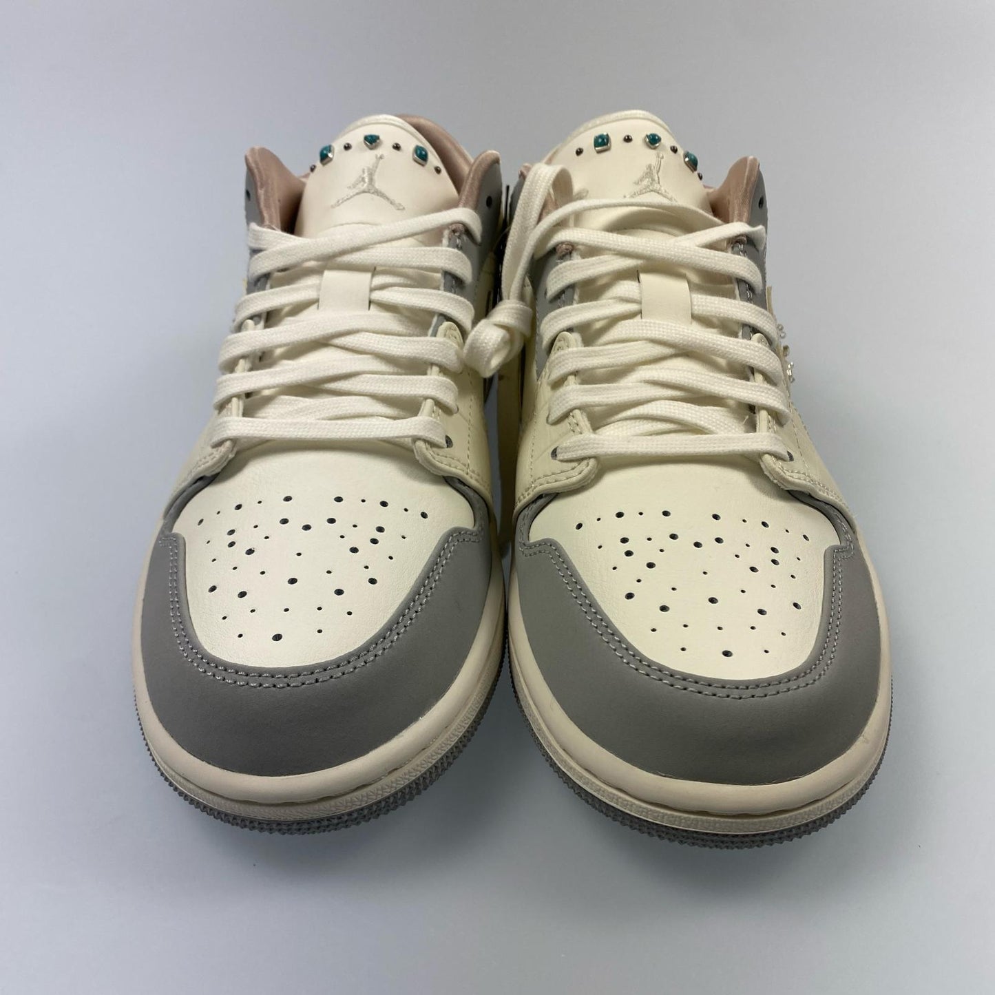 【中古】NIKE | ナイキ WMNS AIR JORDAN 1 LOW スニーカー IH7323-100 年式:2025S/S アイボリー