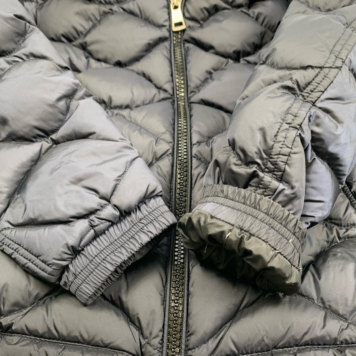 【中古】MONCLER | モンクレール MORANDIERES ダウンジャケット D20914131805 国内正規品 2018A/W サイズ:0 ネイビー