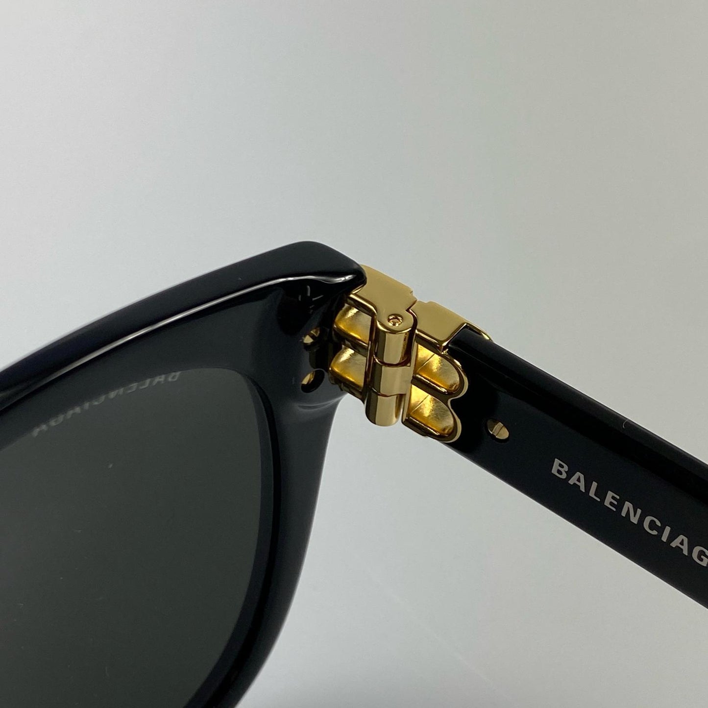 【中古】BALENCIAGA | バレンシアガ サングラス BB0103SA サイズ:57□18