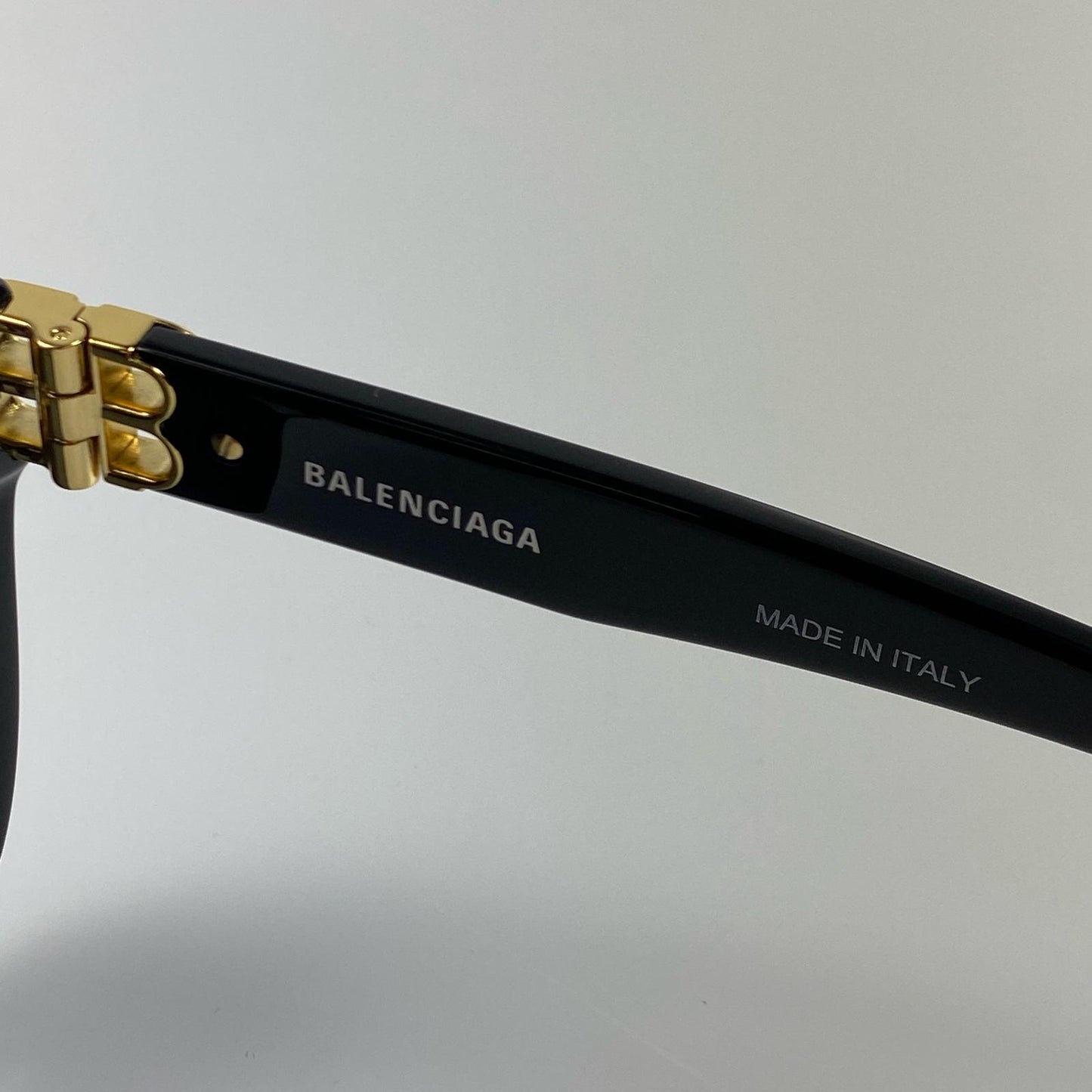 【中古】BALENCIAGA | バレンシアガ サングラス BB0103SA サイズ:57□18