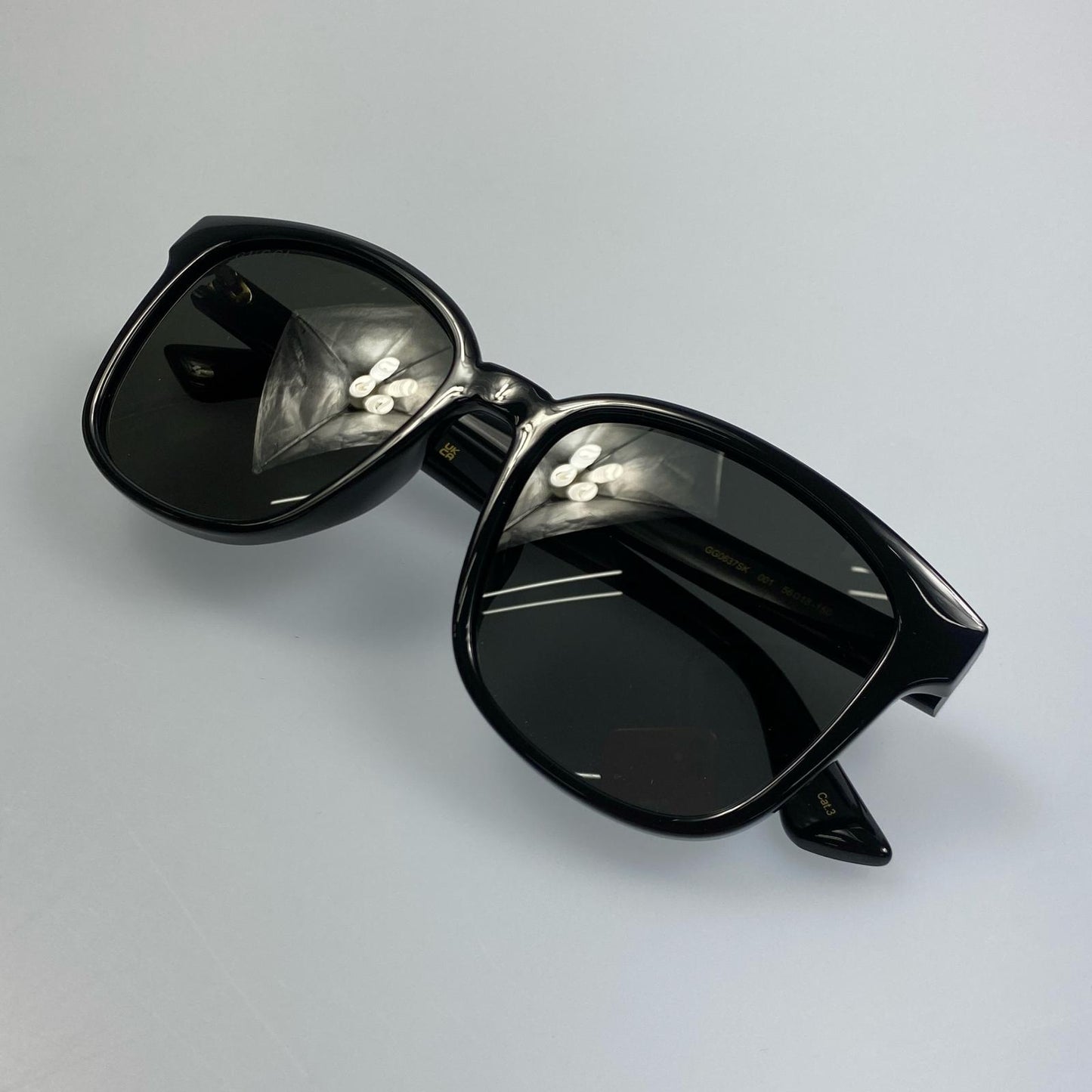 【中古】GUCCI | グッチ サングラス GG0637SK サイズ:56□18