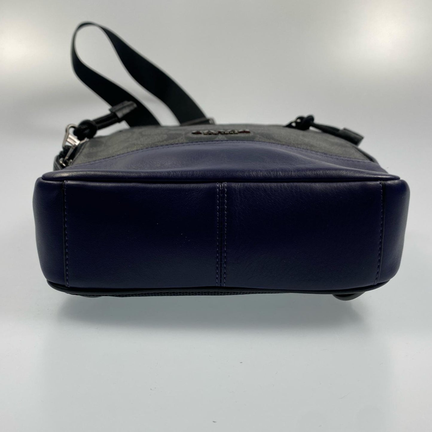 【中古】COACH | コーチ グラハムパック ショルダーバッグ F83135 シグネチャーPVC
