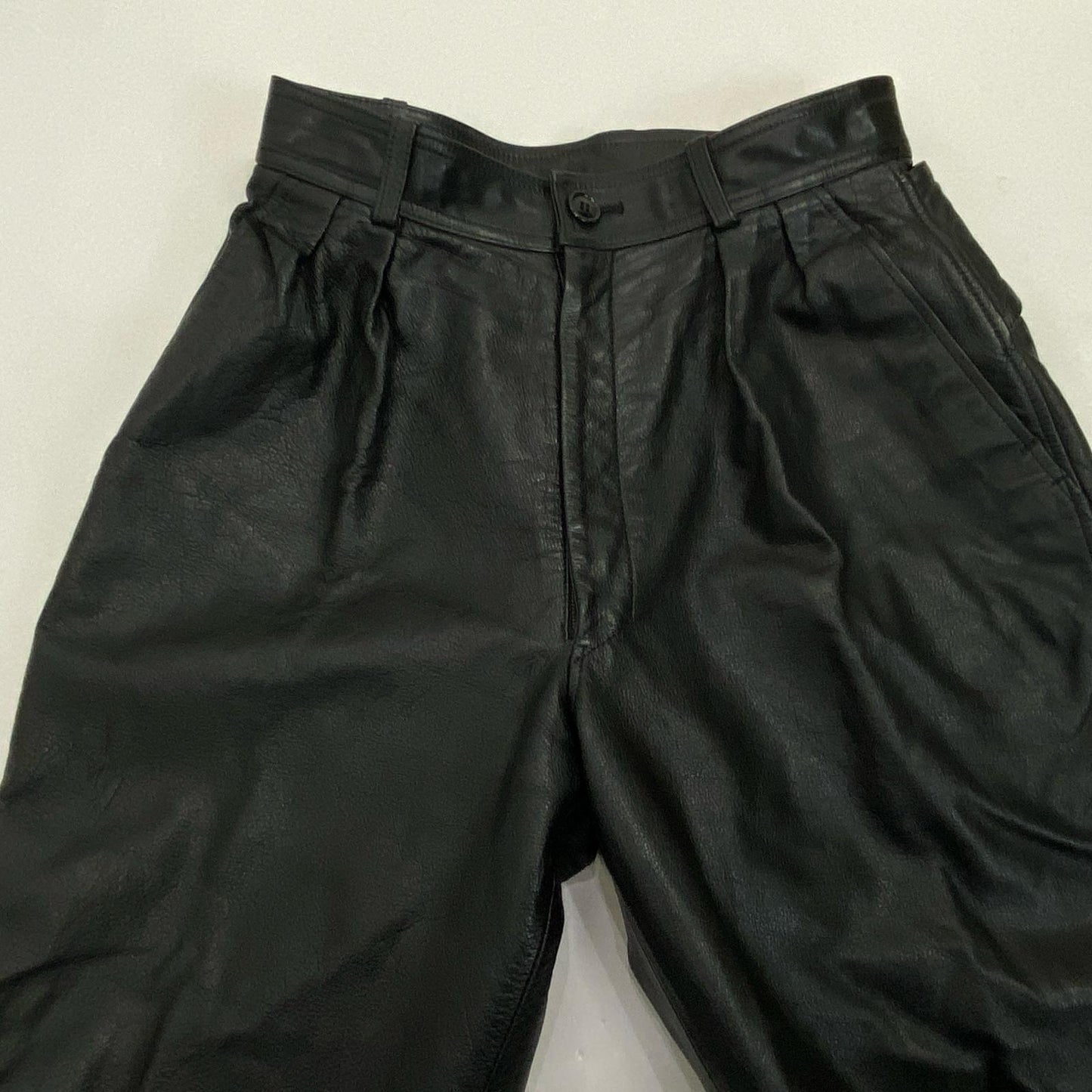 【中古】 2タックレザーパンツ パンツ W:76cm ブラック