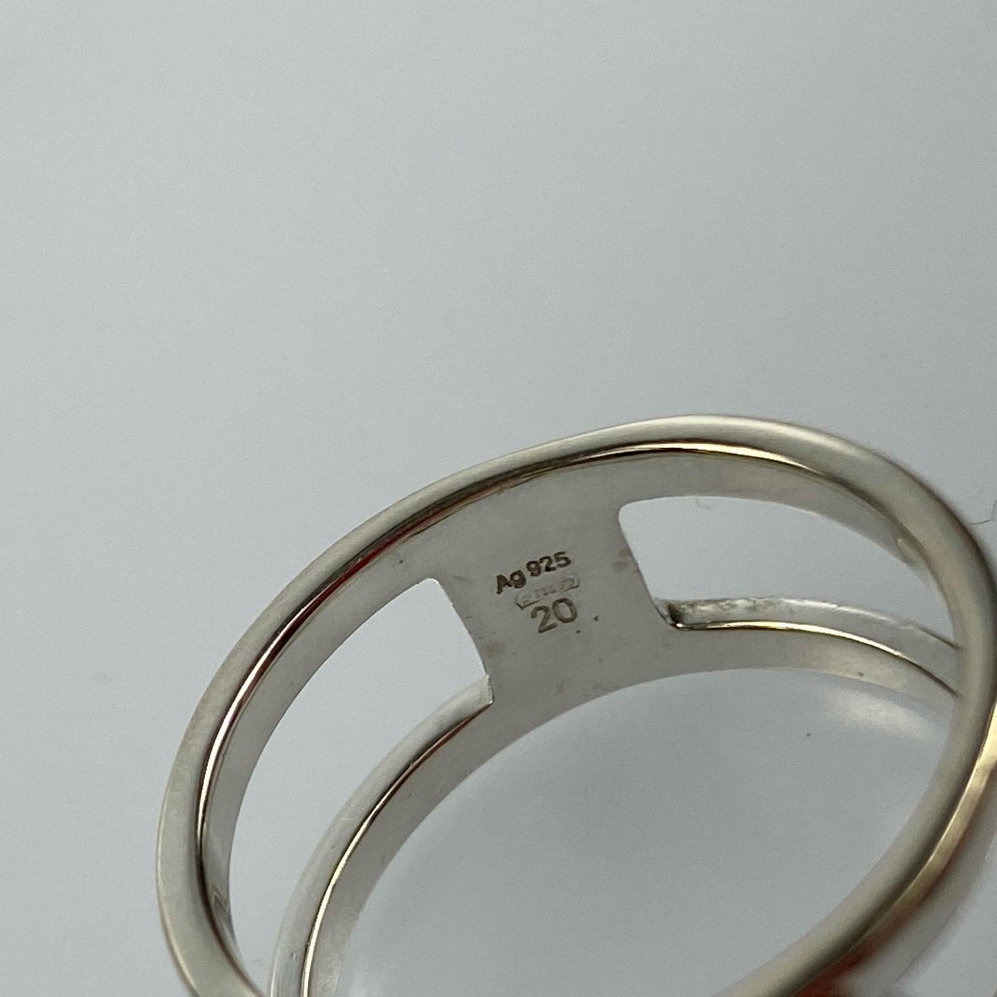【中古】GUCCI | グッチ インターロッキングGスリムオープンバンド リング・指輪 298036