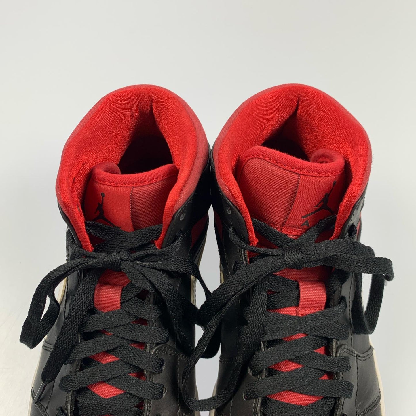 【中古】NIKE | ナイキ AIR JORDAN 1 MID スニーカー 554724-020 2014S/S サイズ:26.5cm レッド 26.5cm