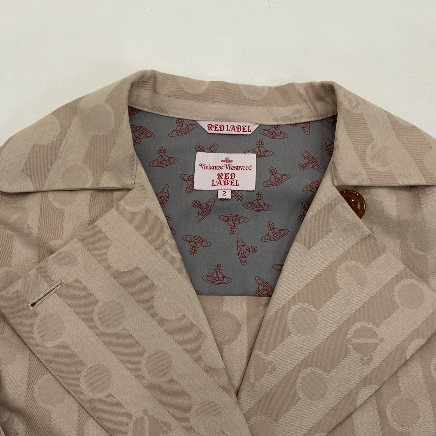 【中古】Vivienne Westwood Red Label | ヴィヴィアンウエストウッド レッドレーベル 変形ジャケット/変形タイトスカート セットアップ サイズ:上:2/下:1 ベージュ