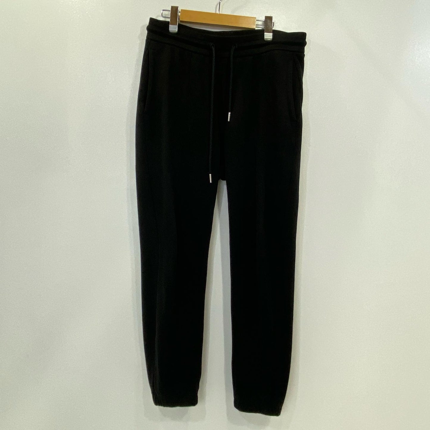 【中古】MONCLER | モンクレール PANTALONE LUNGO SWEAT BOTTOMS パンツ 8H00010 899YF 2024S/S 国内正規品 ブラック サイズ:S