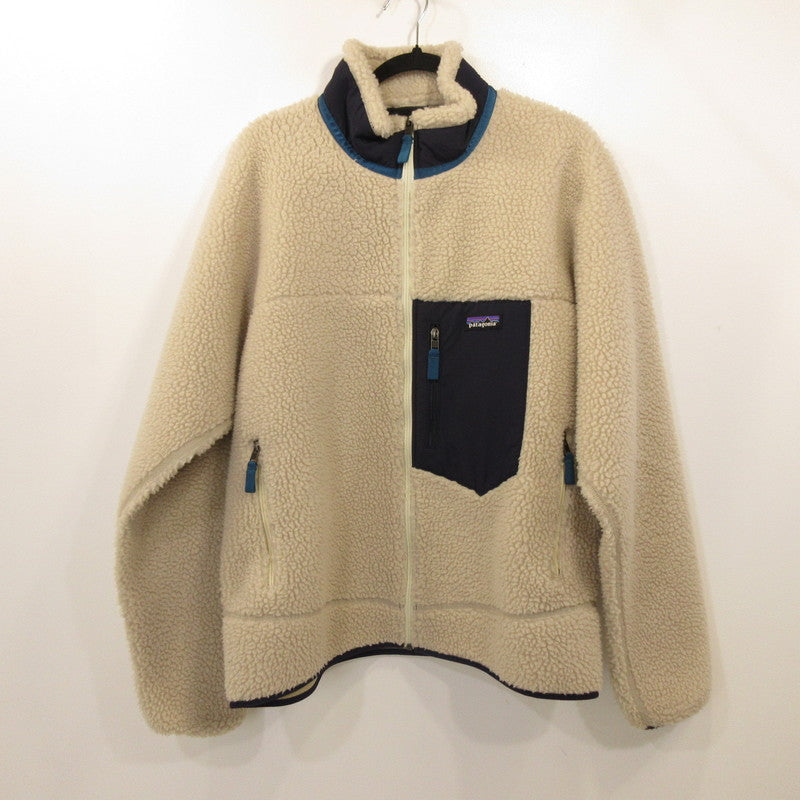 【中古】patagonia | パタゴニア クラシックレトロXジャケット その他トップス 23056 アイボリー サイズ:L