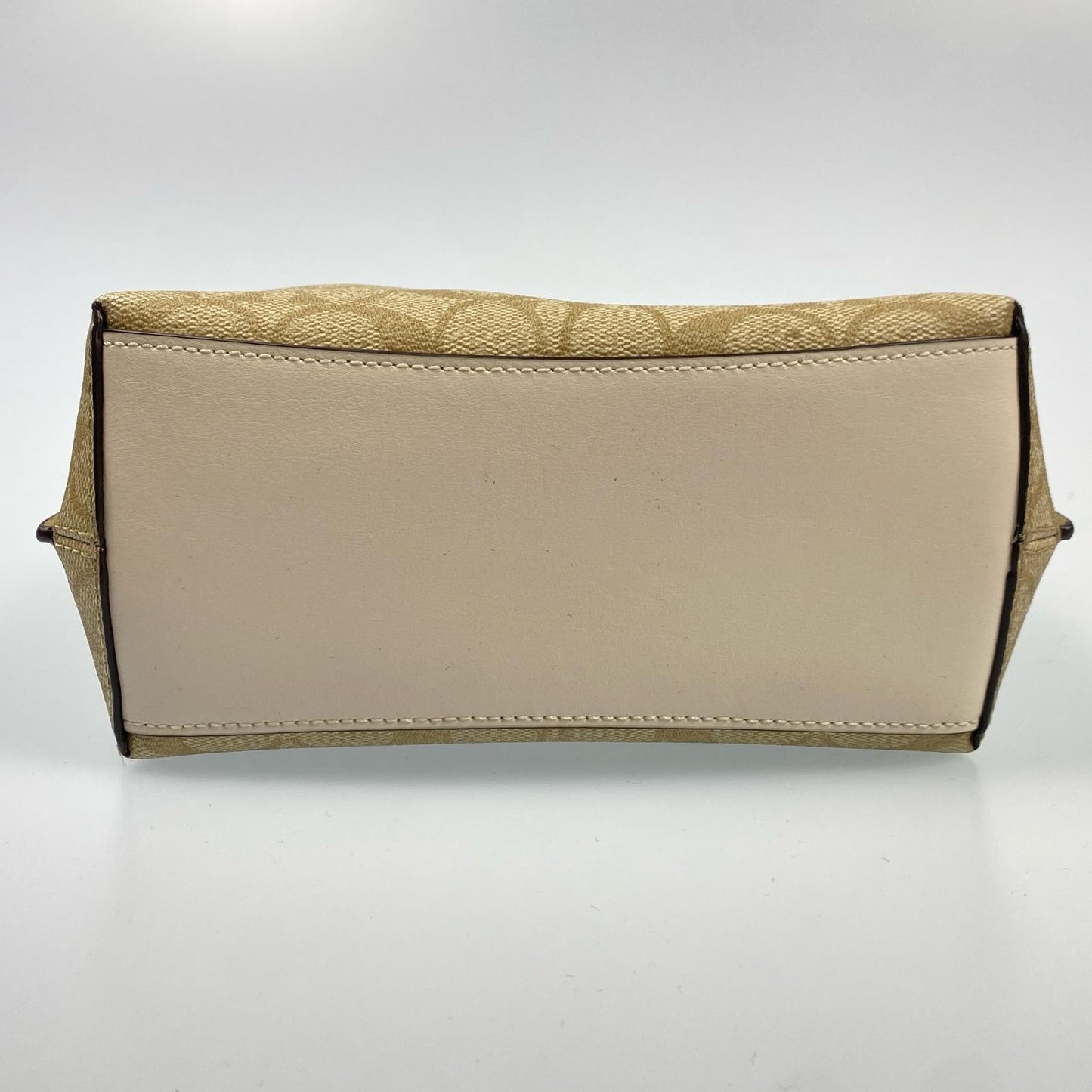【中古】COACH | コーチ モリーバケットバッグ22 ハンドバッグ CA582
