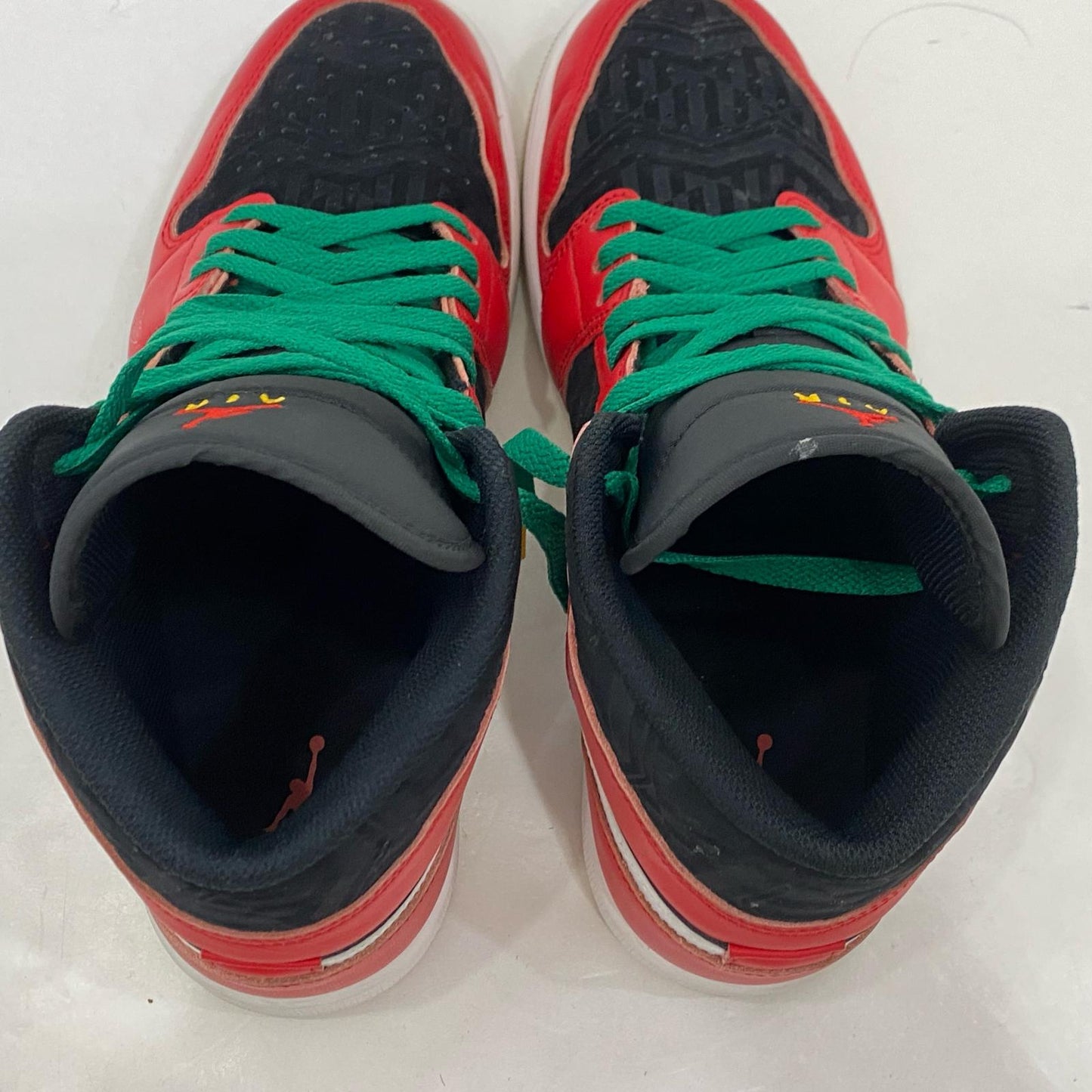 【中古】NIKE | ナイキ AIR JORDAN 1 MID 'HOLIDAY SPECIAL' スニーカー DQ8417-006 2022A/W 27.0cm レッド 27cm