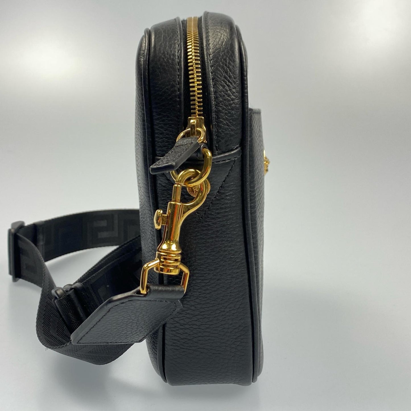 【中古】VERSACE | ヴェルサーチ メデューサ ショルダーバッグ 1002885