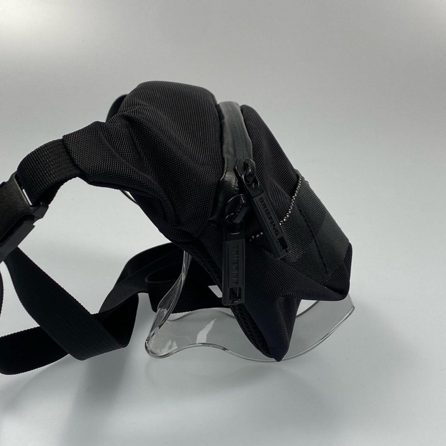 【中古】BRIEFING | ブリーフィング MFC CROSS BODY BAG WR ショルダーバッグ BRA231L44 ブラック