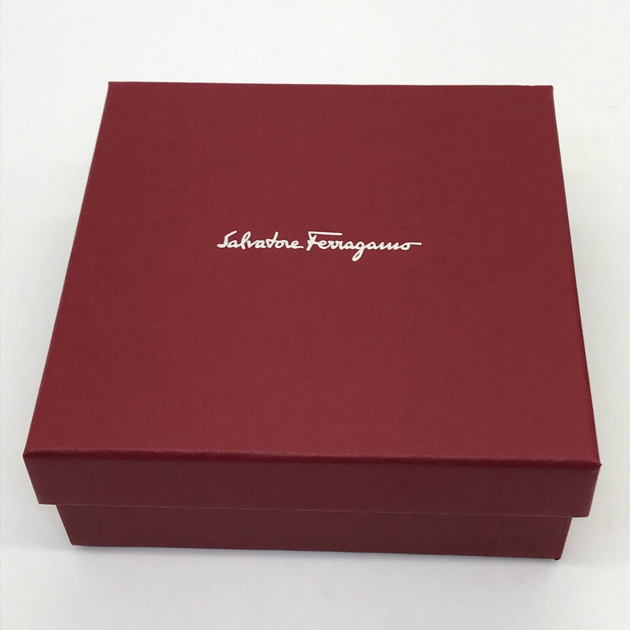 Salvatore Ferragamo | サルヴァトーレフェラガモ ヴァラ・リボン/二つ折り財布 二つ折り財布 22A926 ブラウン【倉吉店】