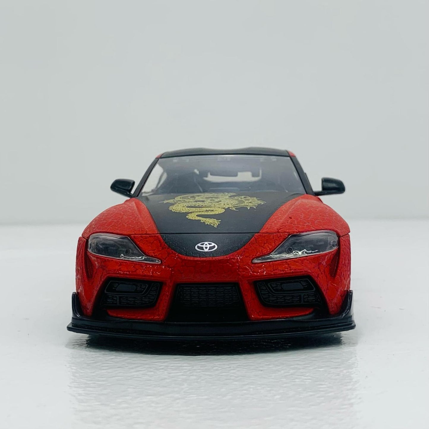 【中古】 Pink Slips 2020 Toyota Supra (赤×龍) 1/24SC ミニカー