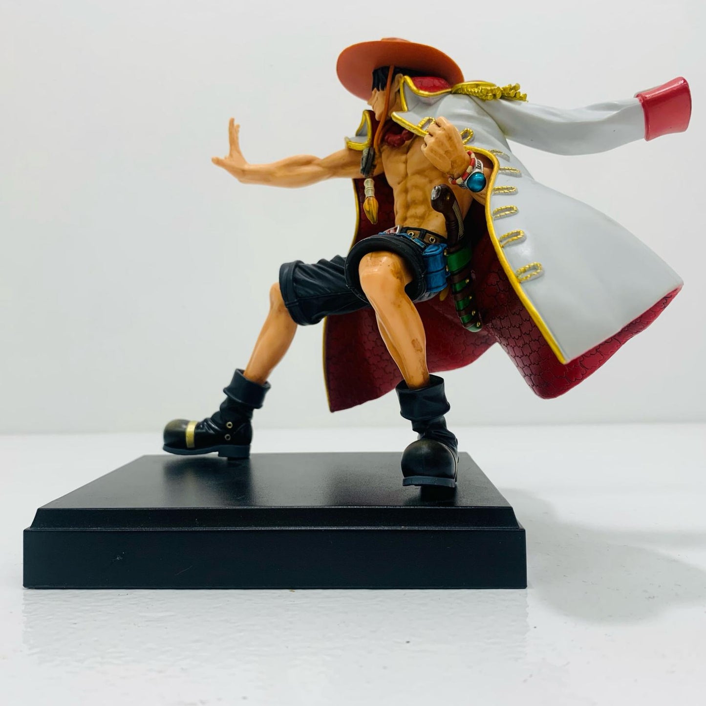 【中古】 ラストワン賞エース~白ひげマントver.~フィギュア「LegendsoverTime/一番くじワンピース」【フィギュア】