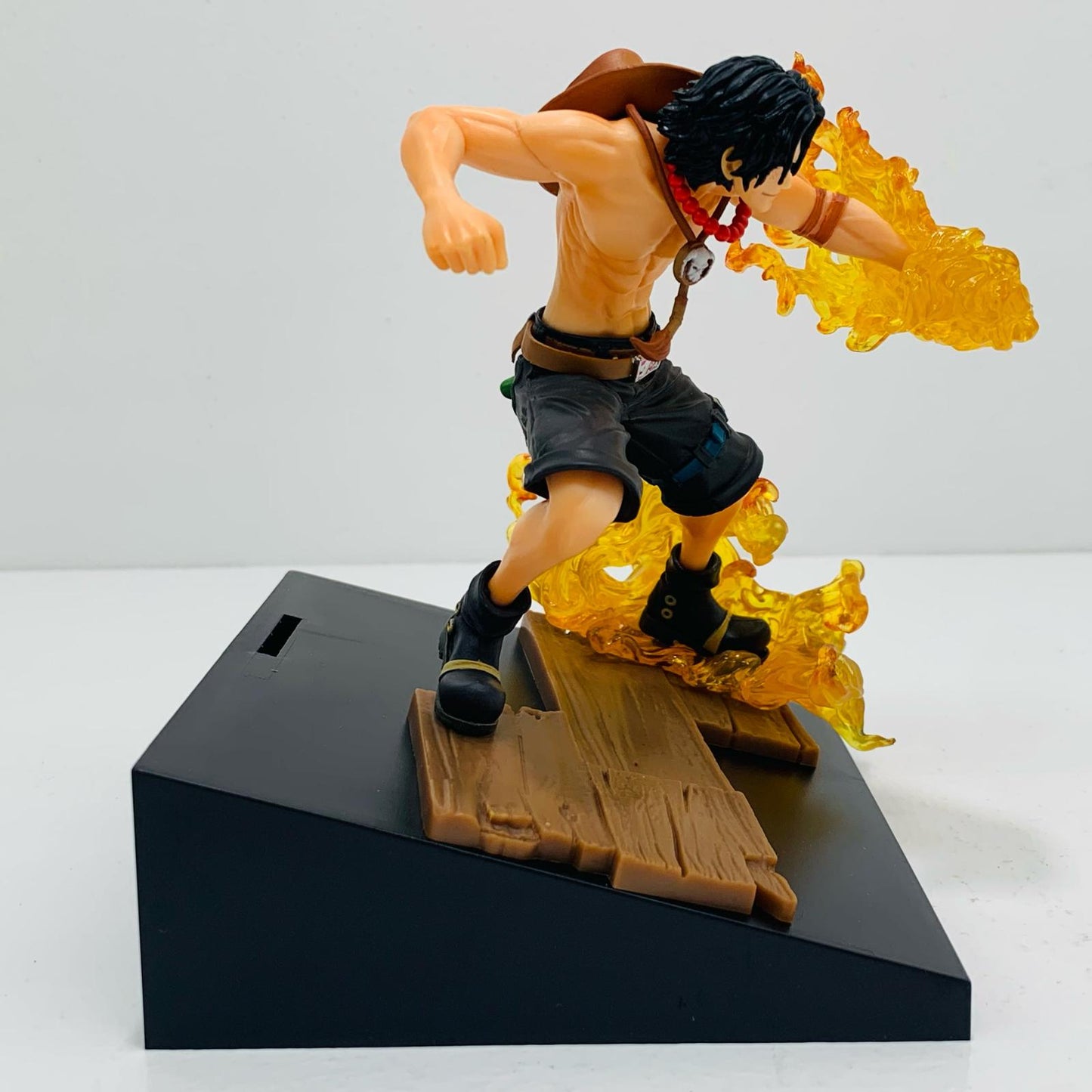 【中古】 D賞エース大海賊百景フィギュア「WT100記念尾田栄一郎描き下ろし大海賊百景/一番くじワンピース」【フィギュア】