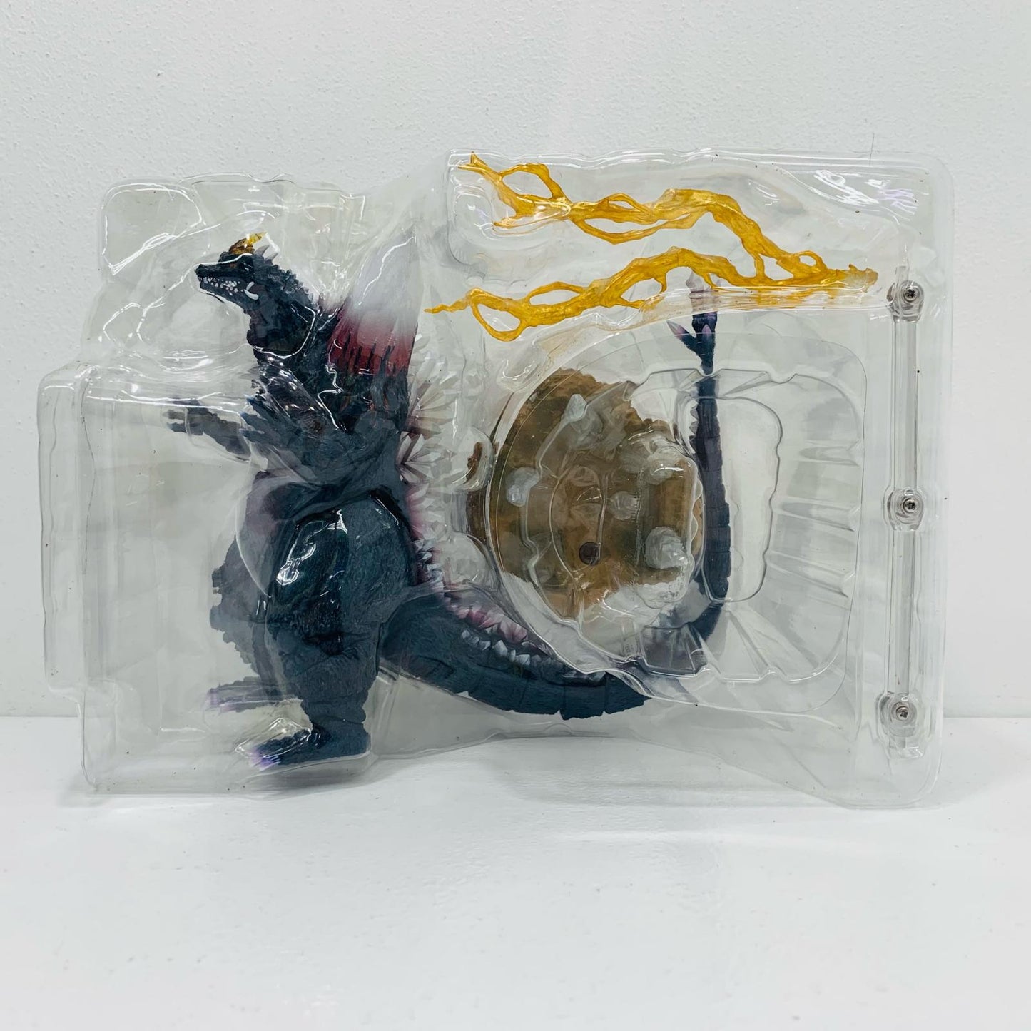【中古】 'S.H.MonsterArtsスペースゴジラ「ゴジラVSスペースゴジラ」'【フィギュア】