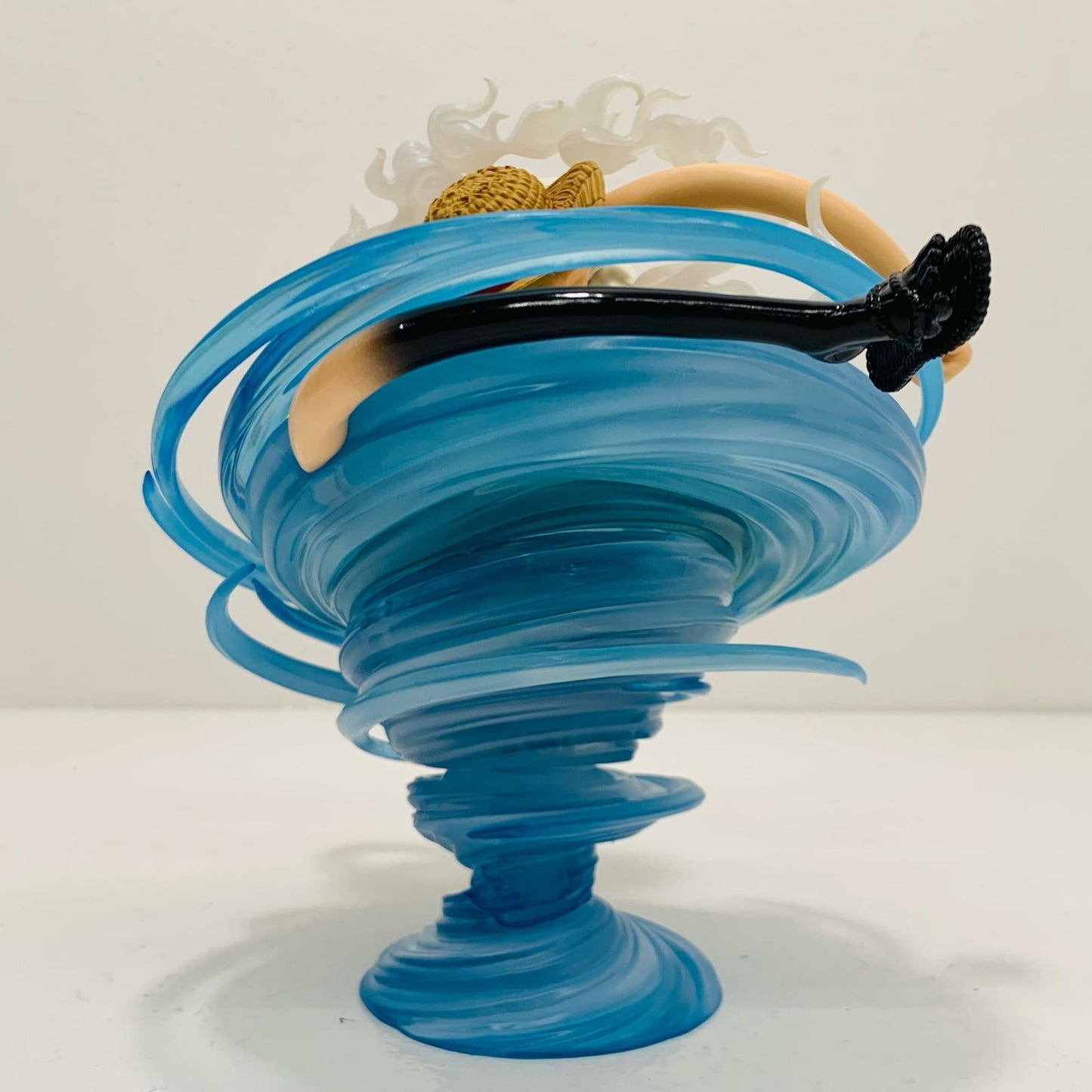 【中古】 'A賞ルフィ~ゴムゴムの白い鞭~墨式塊技「匠ノ系譜覇極/一番くじワンピース」' ワンピース フィギュア ルフィ ゴムゴムの白い鞭 墨式塊技 一番くじ A賞【フィギュア】【飾磨店】