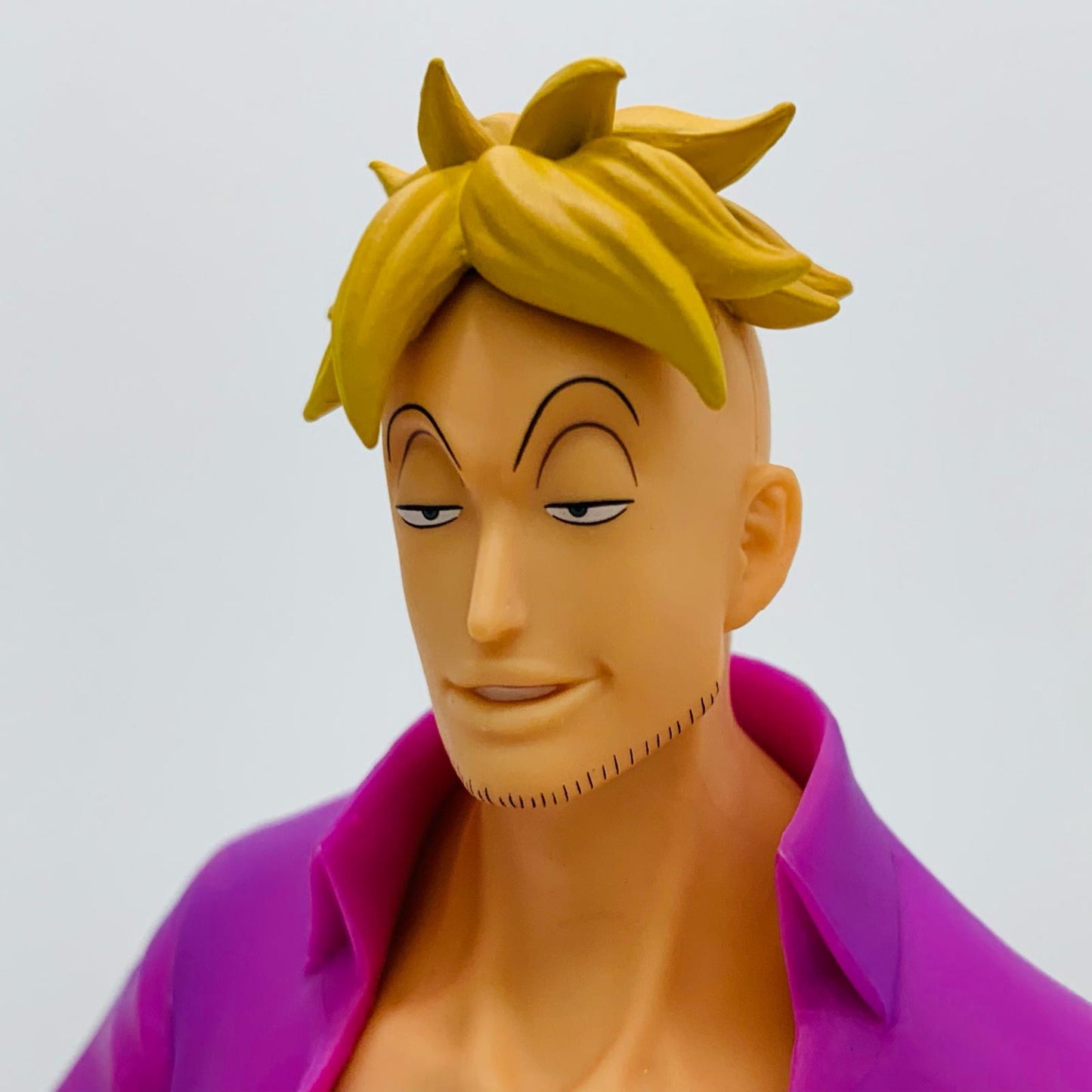 【中古】 'B賞マルコMASTERLISEEXPIECE「白ひげ海賊団~オヤジと息子たち~/一番くじワンピース」'【フィギュア】