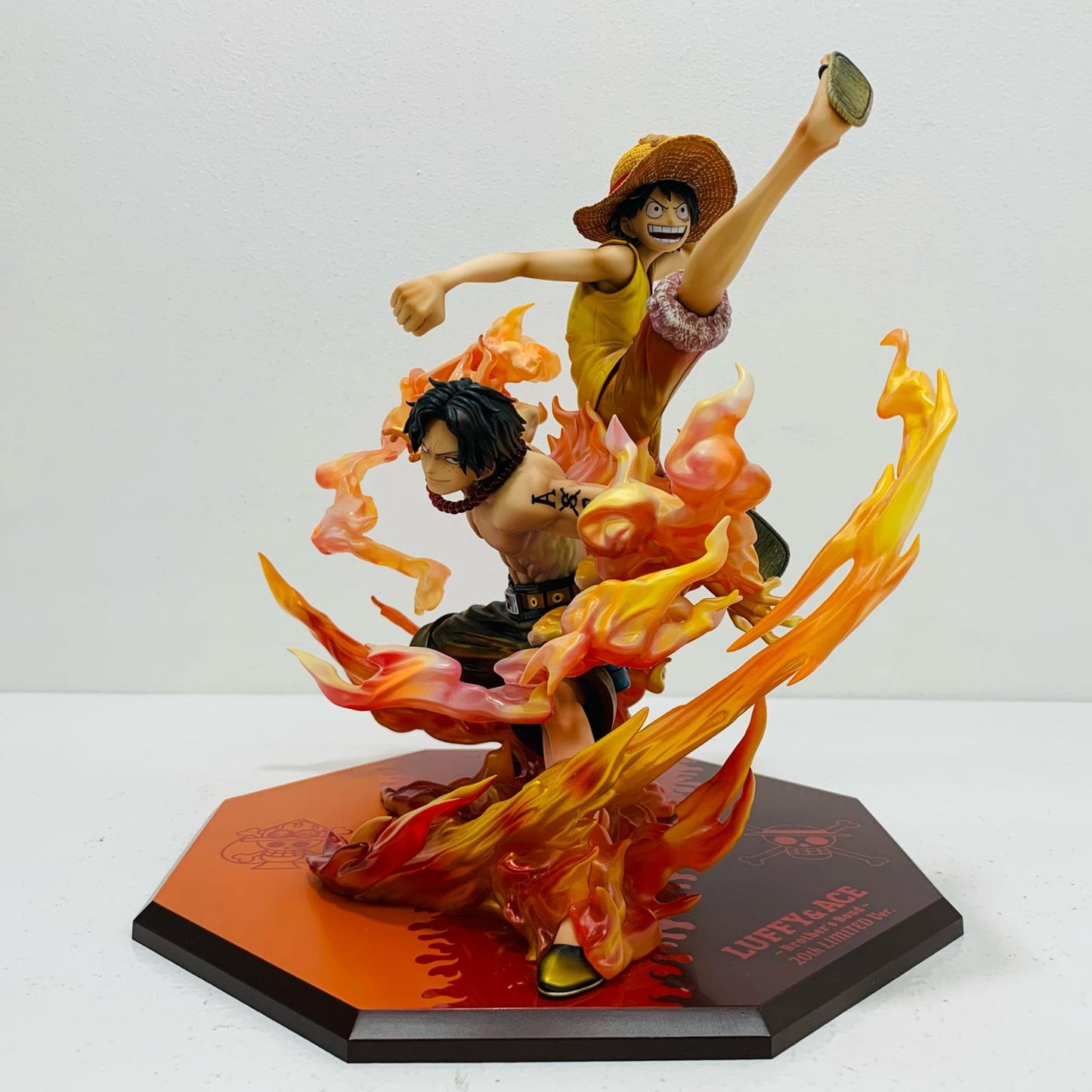 【中古】 'ルフィ&エース~兄弟の絆~20thLIMITEDVer.「ワンピース」P.O.P“NEO-MAXIMUM”メガトレショップ&オンラインショップ限定' ワンピース フィギュア ルフィ&エース 兄弟の絆 20thLIMITED ver. P.O.P P.O.P“NEO-MAXIMUM”メガトレショップ&オンラインショップ限定【フィギュア】【飾磨店】