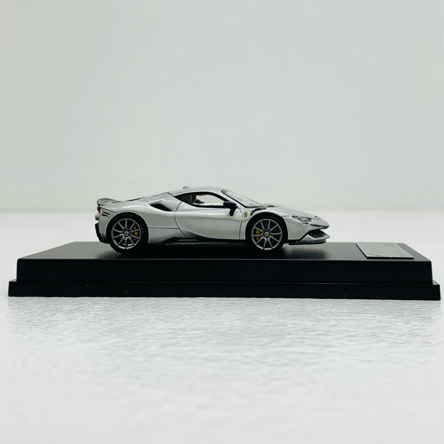 【中古】 SF90 NOVITEC (シルバー) 1/64 ミニカー