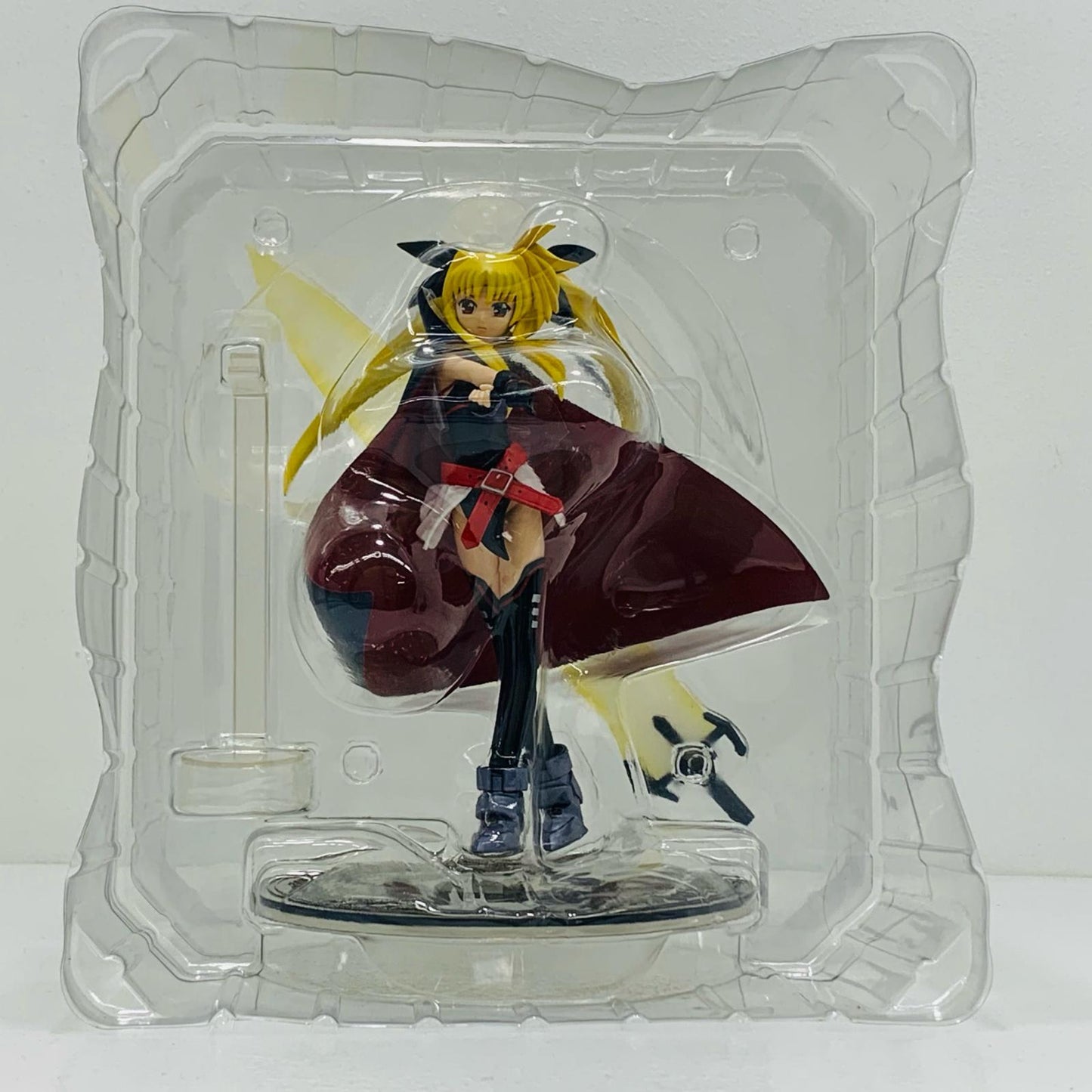 【中古】 フェイト・テスタロッサ 1/8 PVC製塗装済み完成【フィギュア】