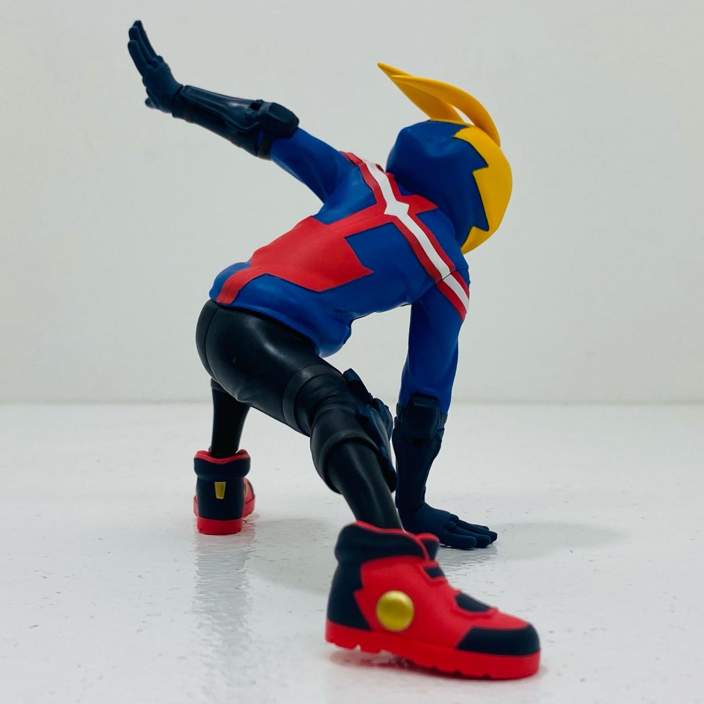 【中古】 '灰廻航一THEAMAZINGHEROES-ANOTHER-KOICHIHAIMAWARI「ヴィジランテ-僕のヒーローアカデミアILLEGALS-」'【フィギュア】