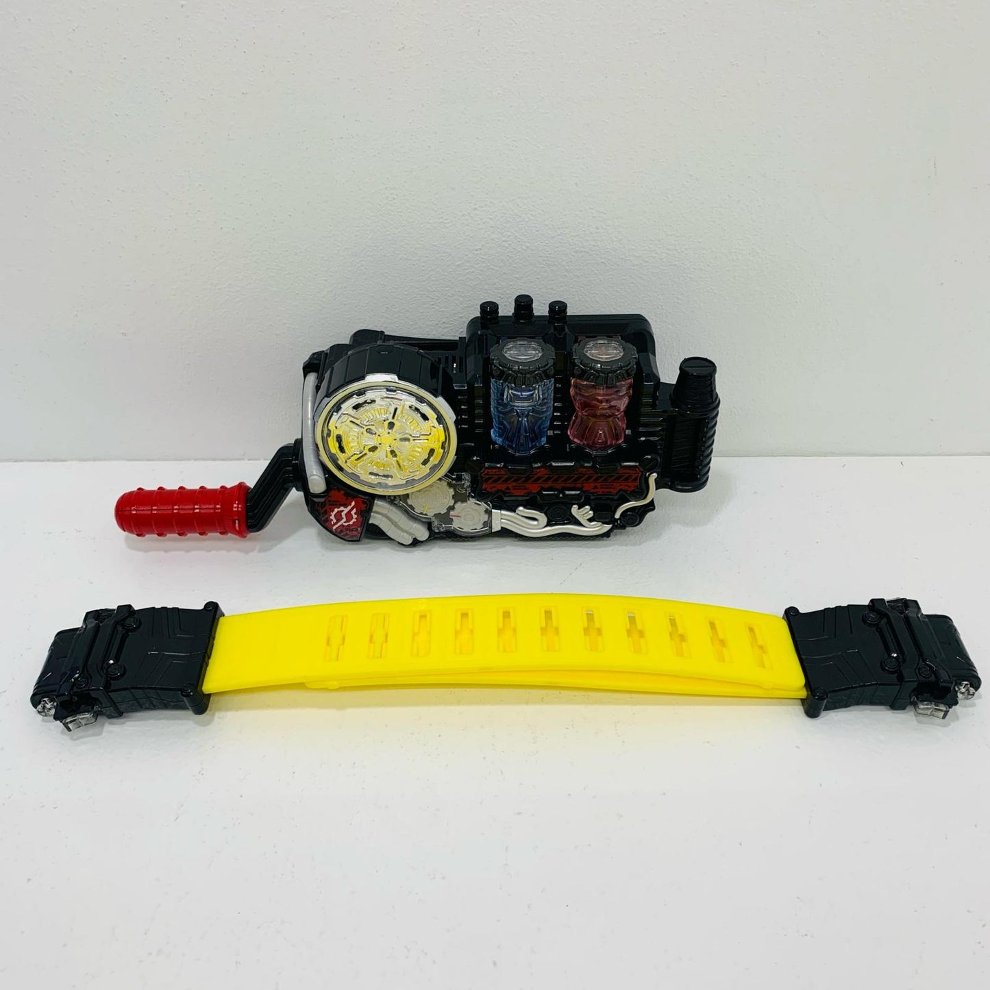 【中古】 '変身ベルトDXビルドドライバー「仮面ライダービルド」'