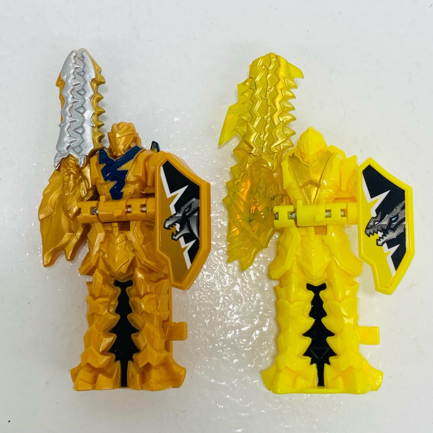【中古】 '変身銃DXモサチェンジャー「騎士竜戦隊リュウソウジャー」'