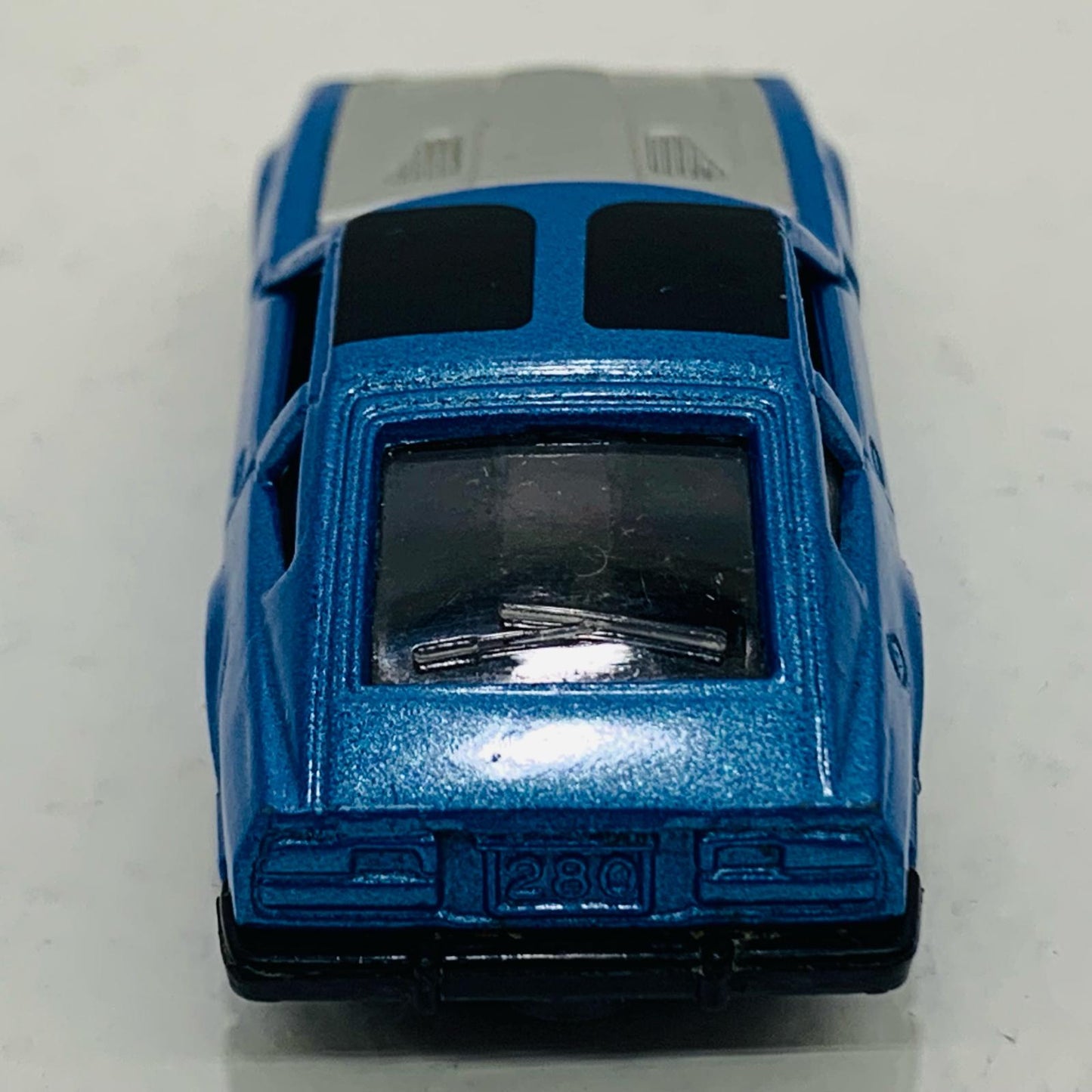 【中古】 マツダ ファミリア 1500XG(シルバー×ブルー) ト