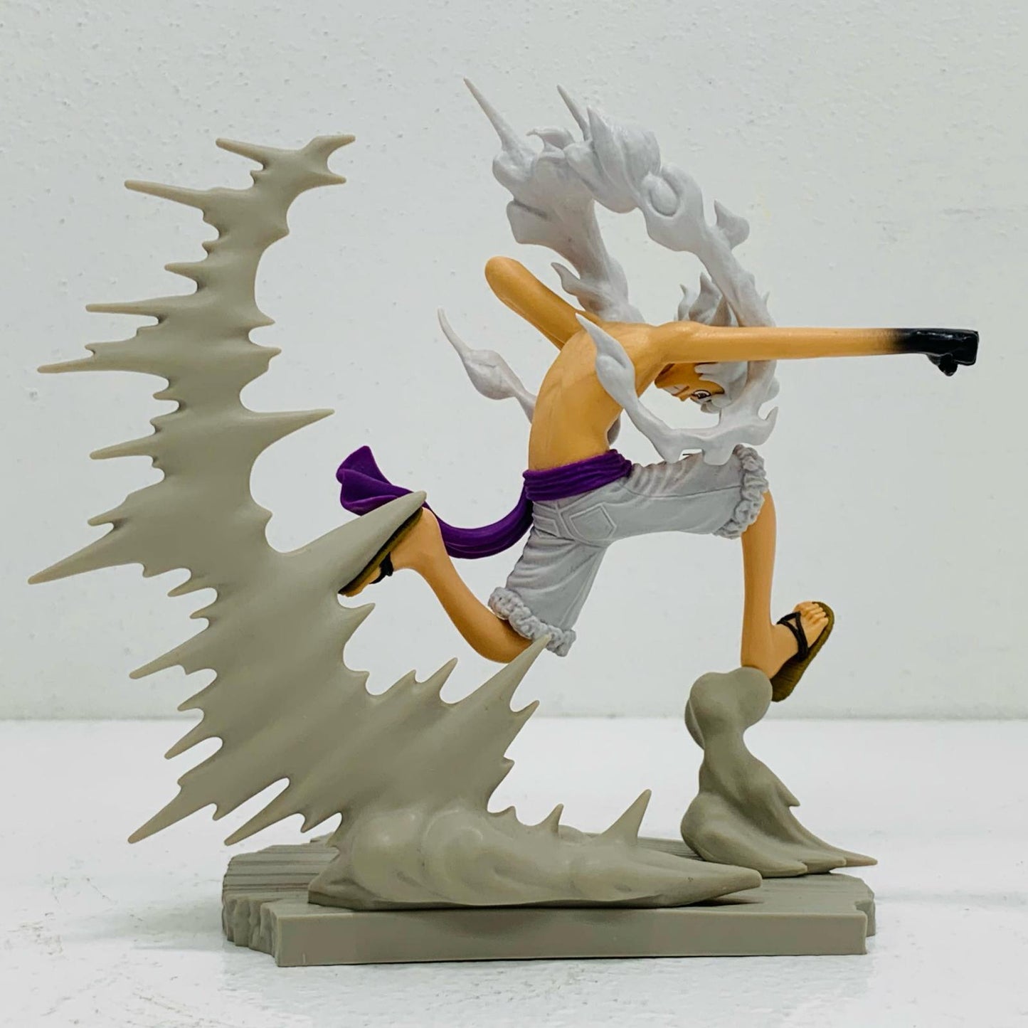 【中古】 'ルフィ・ギア5/戦光絶景-MONKEY.D.LUFFYGEAR5-「ワンピース」'【フィギュア】