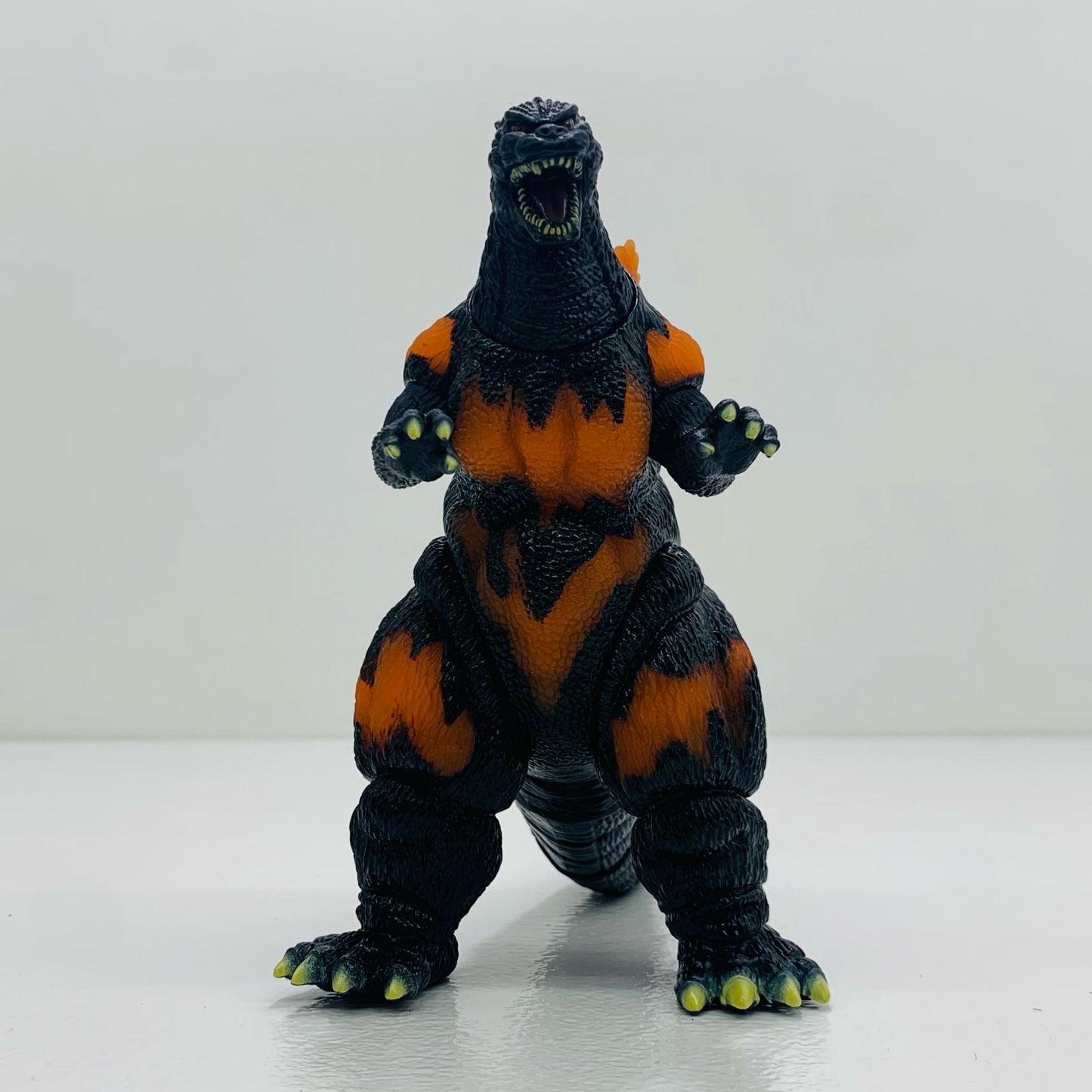 【中古】 バーニングゴジラ 「ゴジラVSデストロイア」 ムービーモンスターシリーズ煌光【フィギュア】