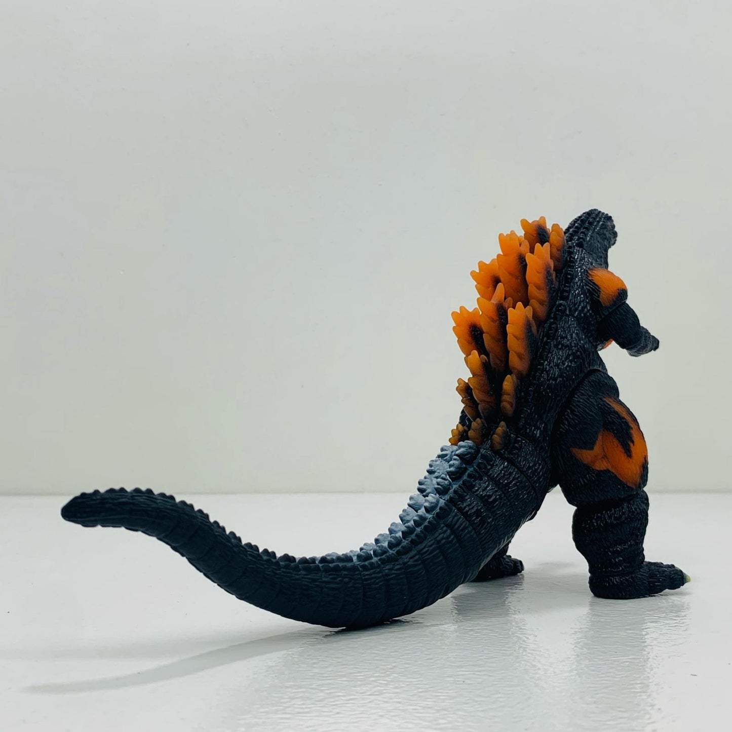 【中古】 バーニングゴジラ 「ゴジラVSデストロイア」 ムービーモンスターシリーズ煌光【フィギュア】