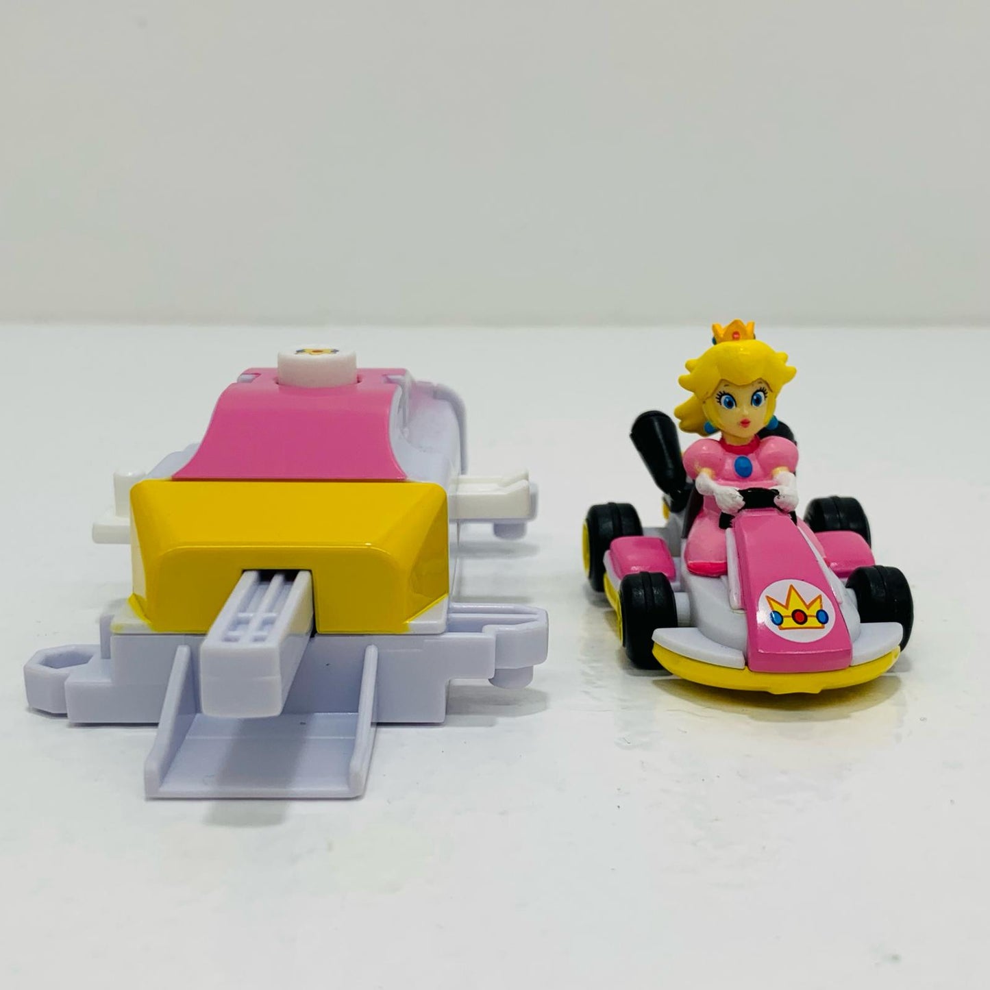【中古】 ピーチ&スタンダードカート ドリフトトミカ