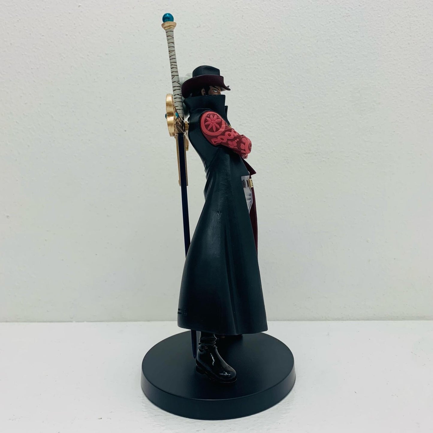 【中古】 'ジュラキュール・ミホーク(鷹の目のミホーク)「ワンピース」組立式DXフィギュア~THEGRANDLINEMEN~vol.3'【フィギュア】