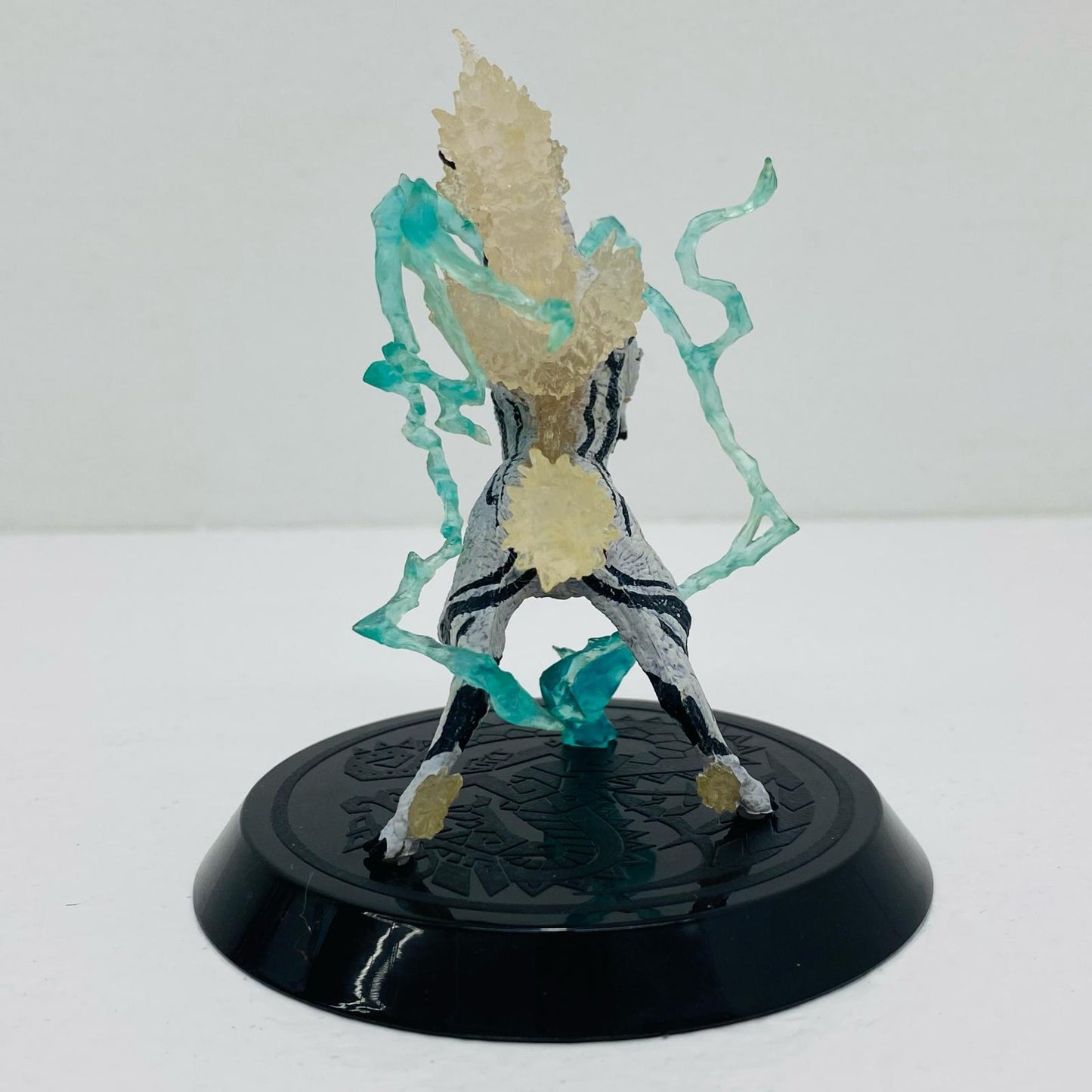 【中古】 キリン(クリアバージョン) カプコンフィギュア【フィギュア】