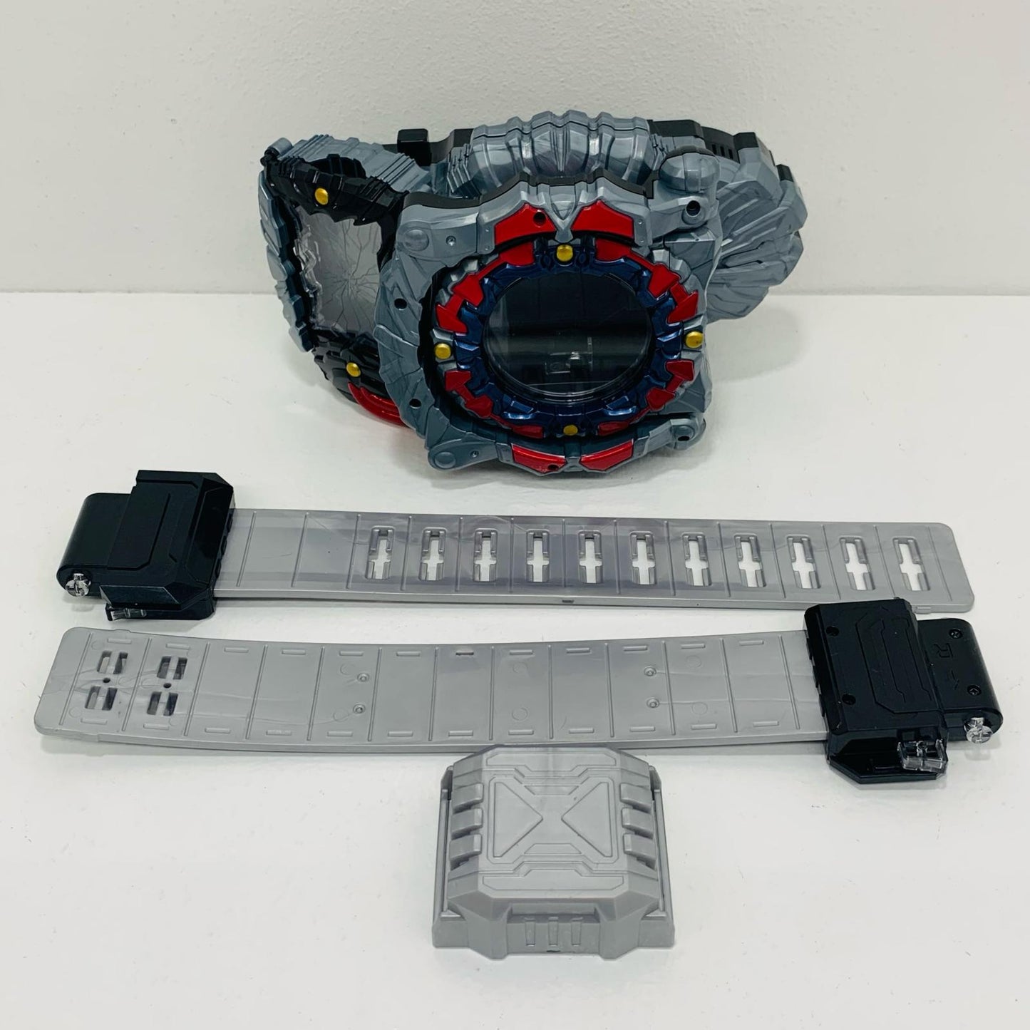 【中古】 '変身ベルトDXドレッドライバー「仮面ライダーガッチャード」プレミアムバンダイ限定'