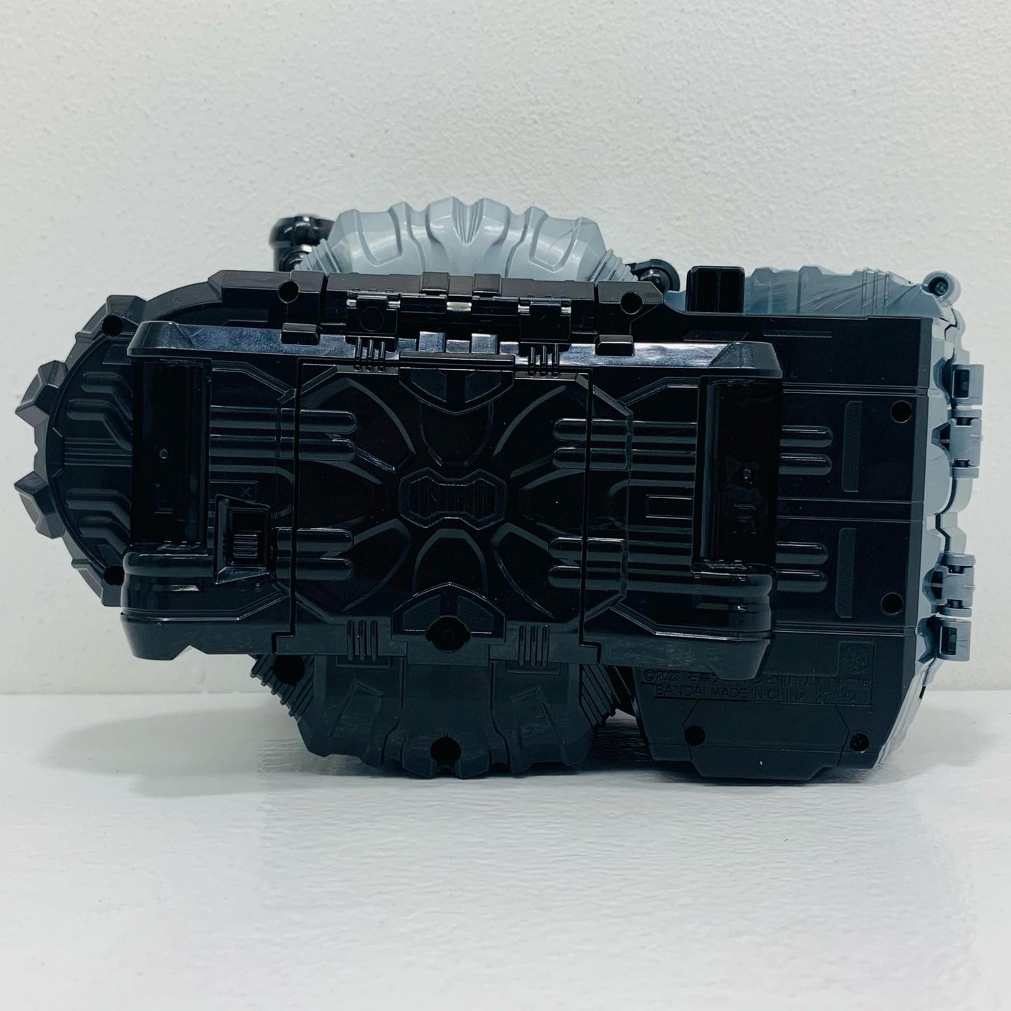 【中古】 '変身ベルトDXドレッドライバー「仮面ライダーガッチャード」プレミアムバンダイ限定'