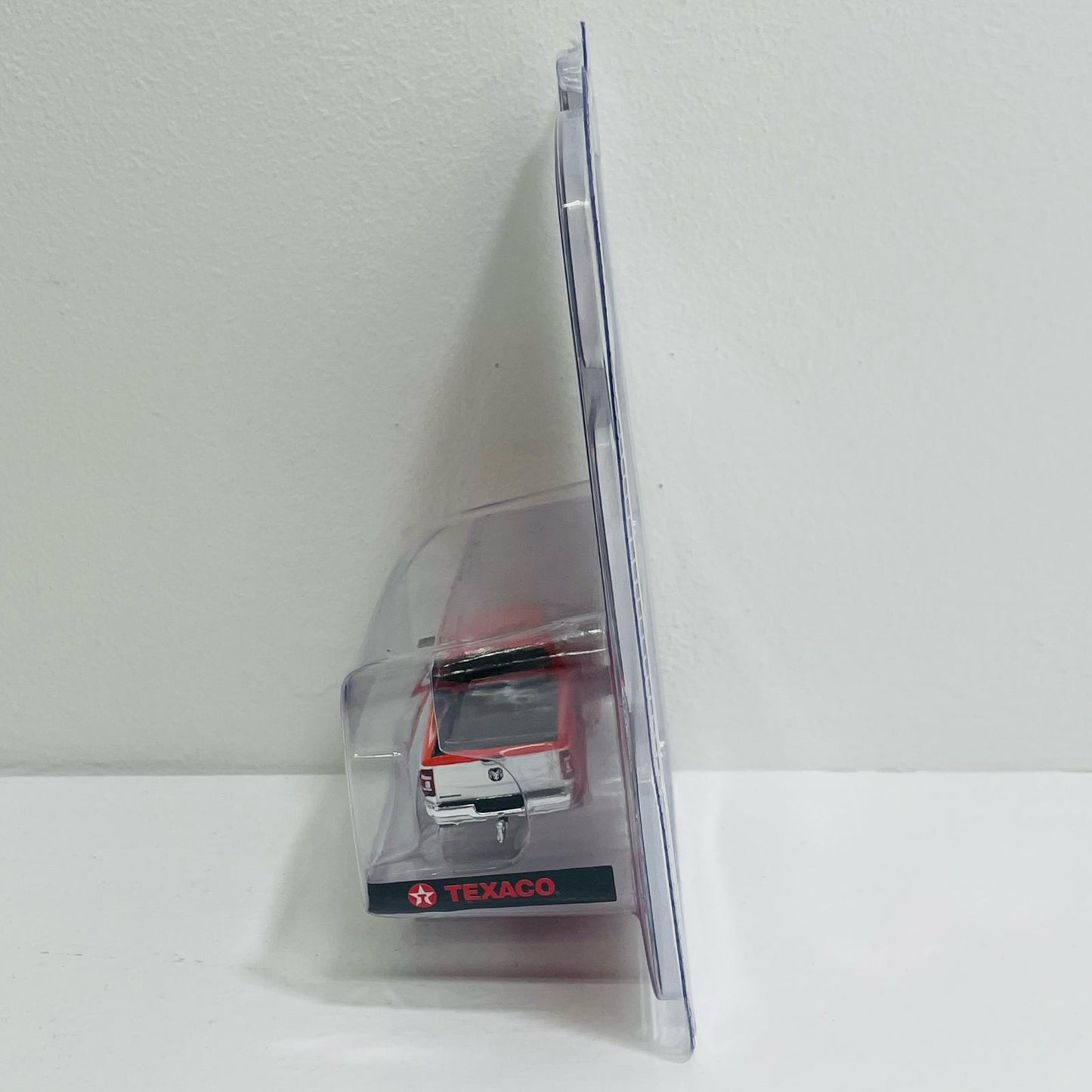 【Used】 1/64 2023 Ram 2500 "Texaco Special Edition Series 1"